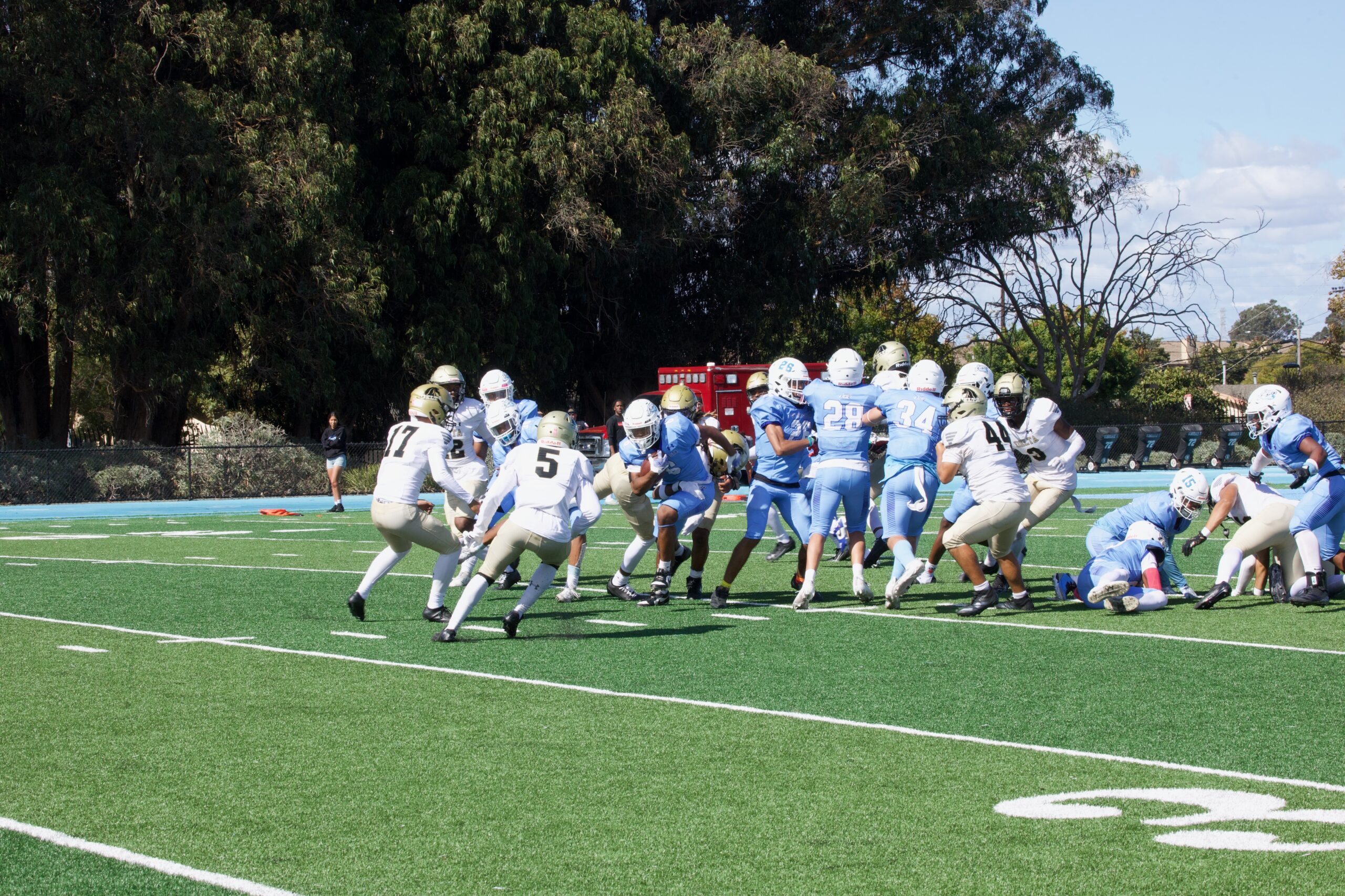 FOOTBALL 101125 (207)