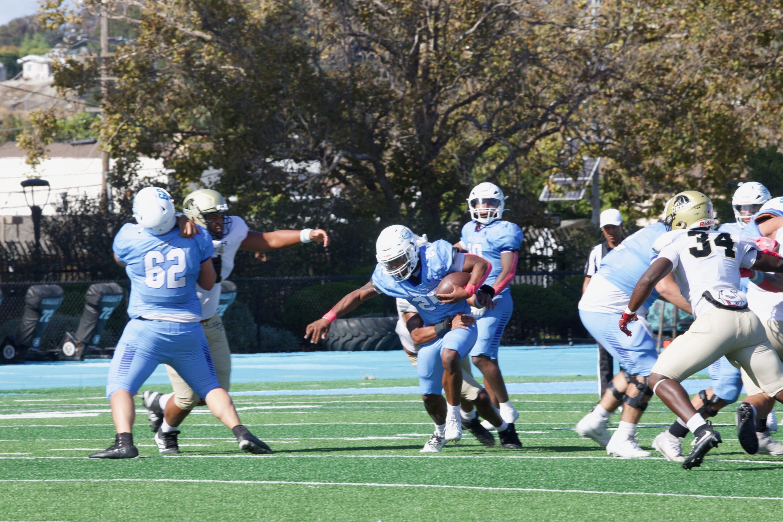 FOOTBALL 101125 (540)