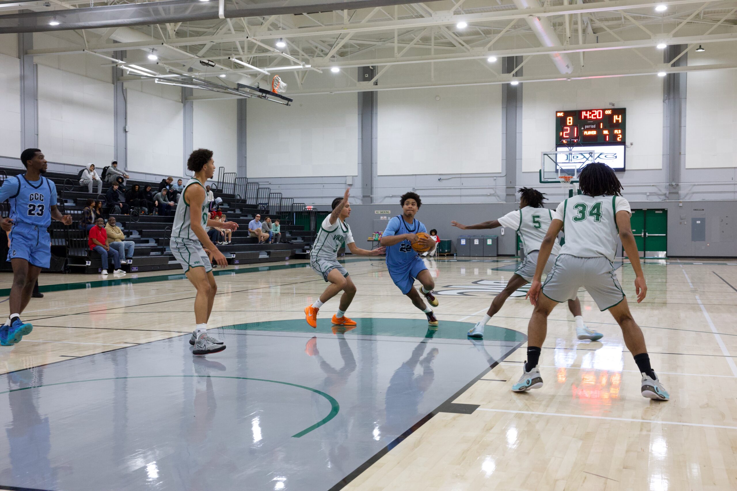 M BASKETBALL 101825 (138)