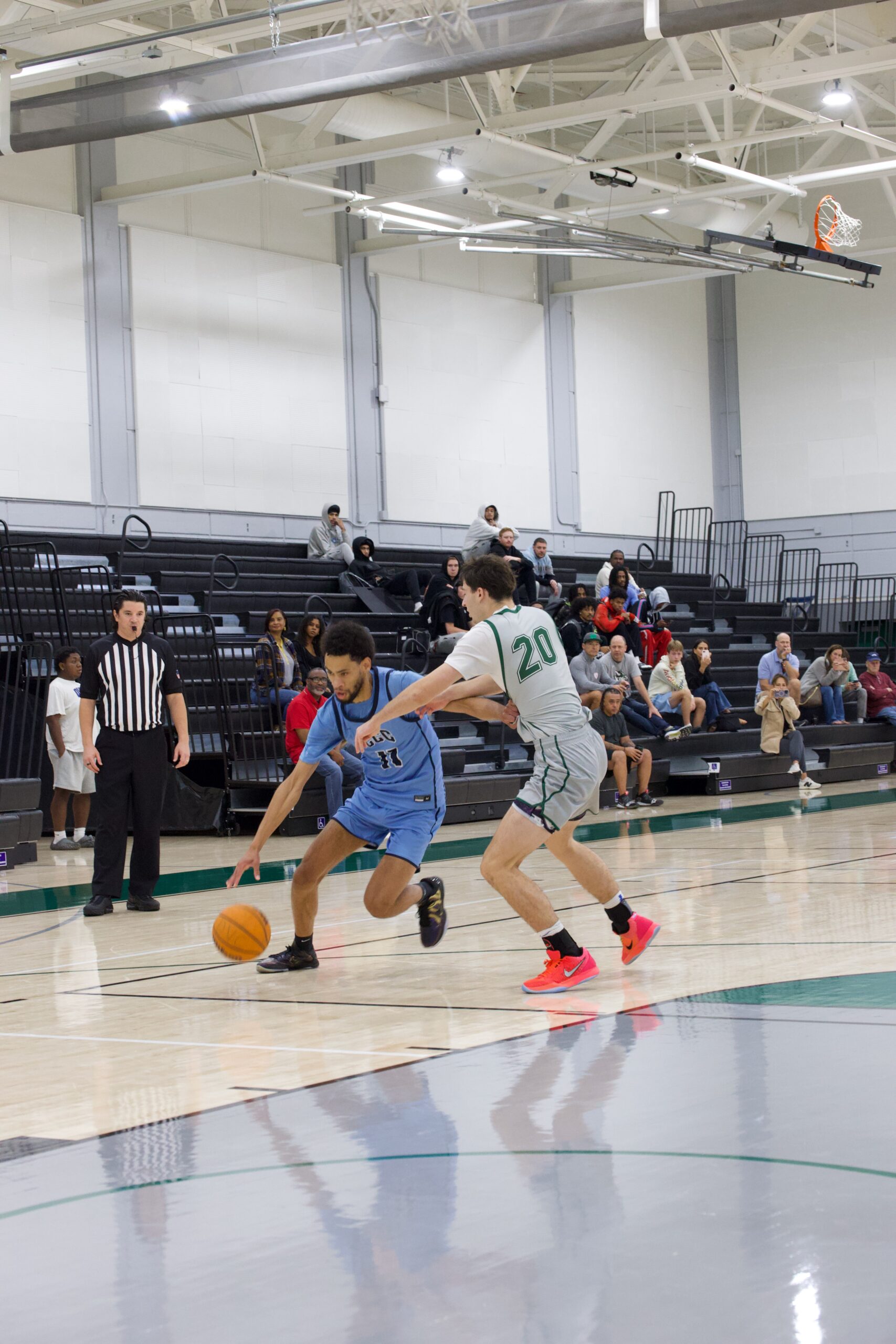 M BASKETBALL 101825 (190)