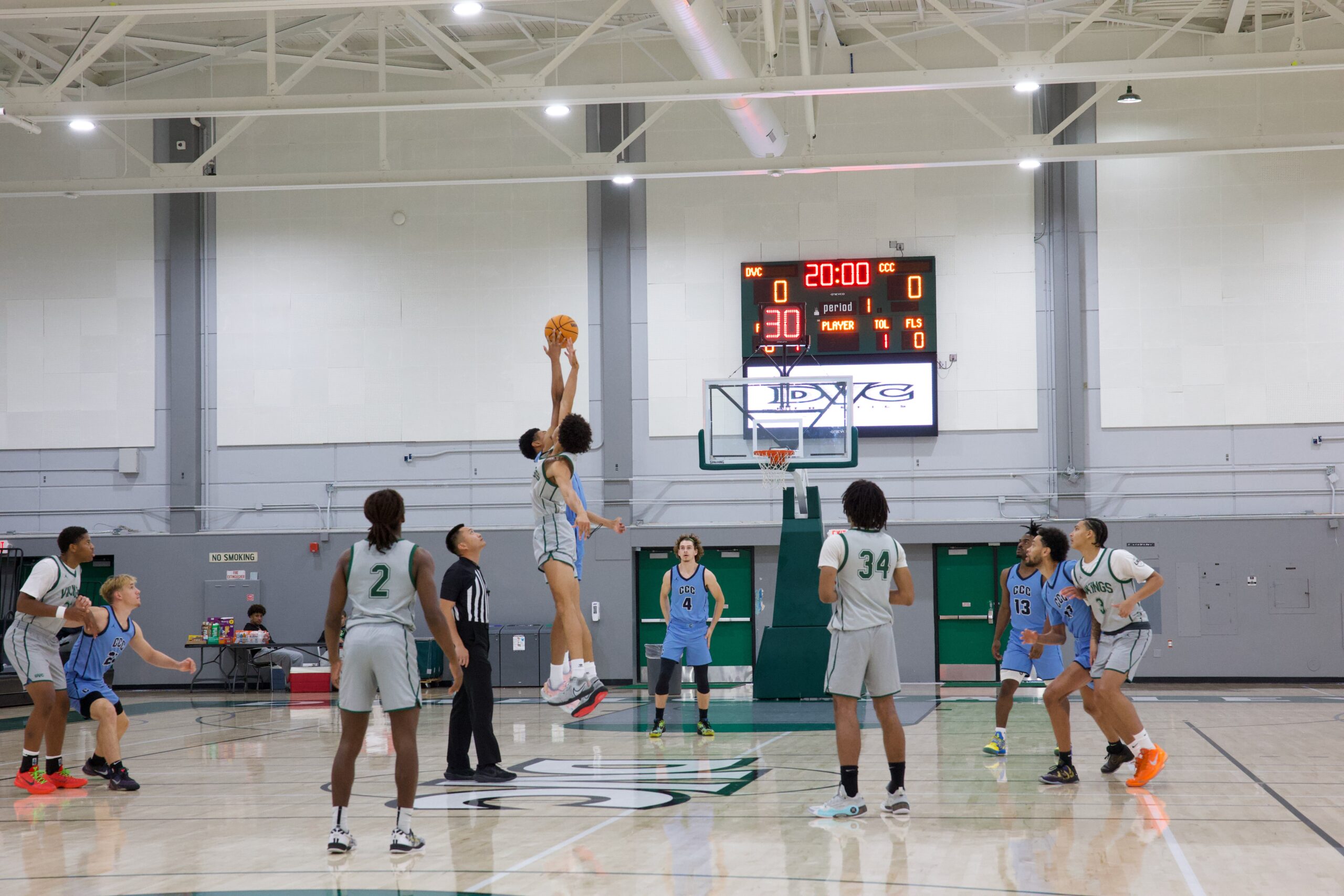 M BASKETBALL 101825 (21)