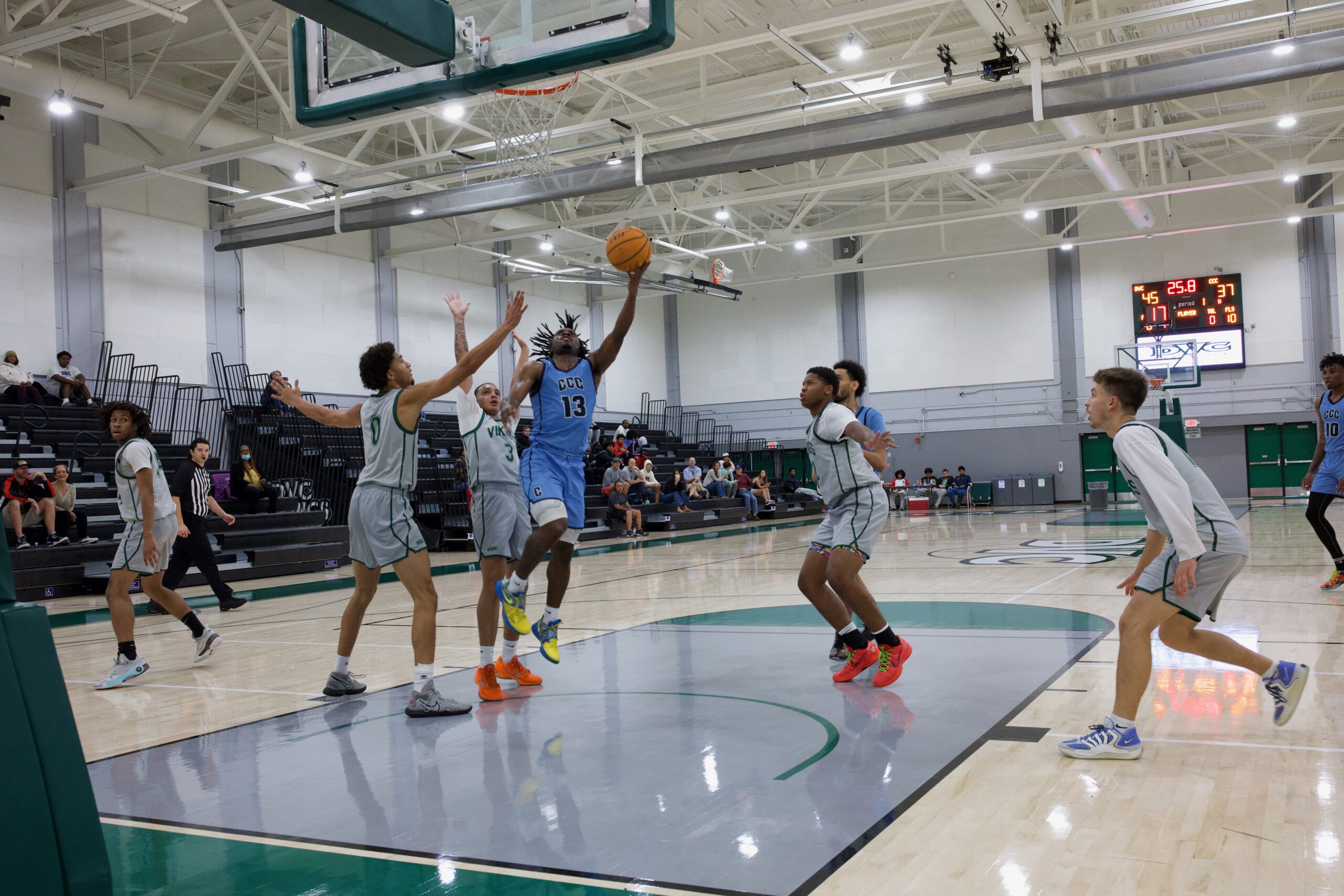 M BASKETBALL 101825 (222)