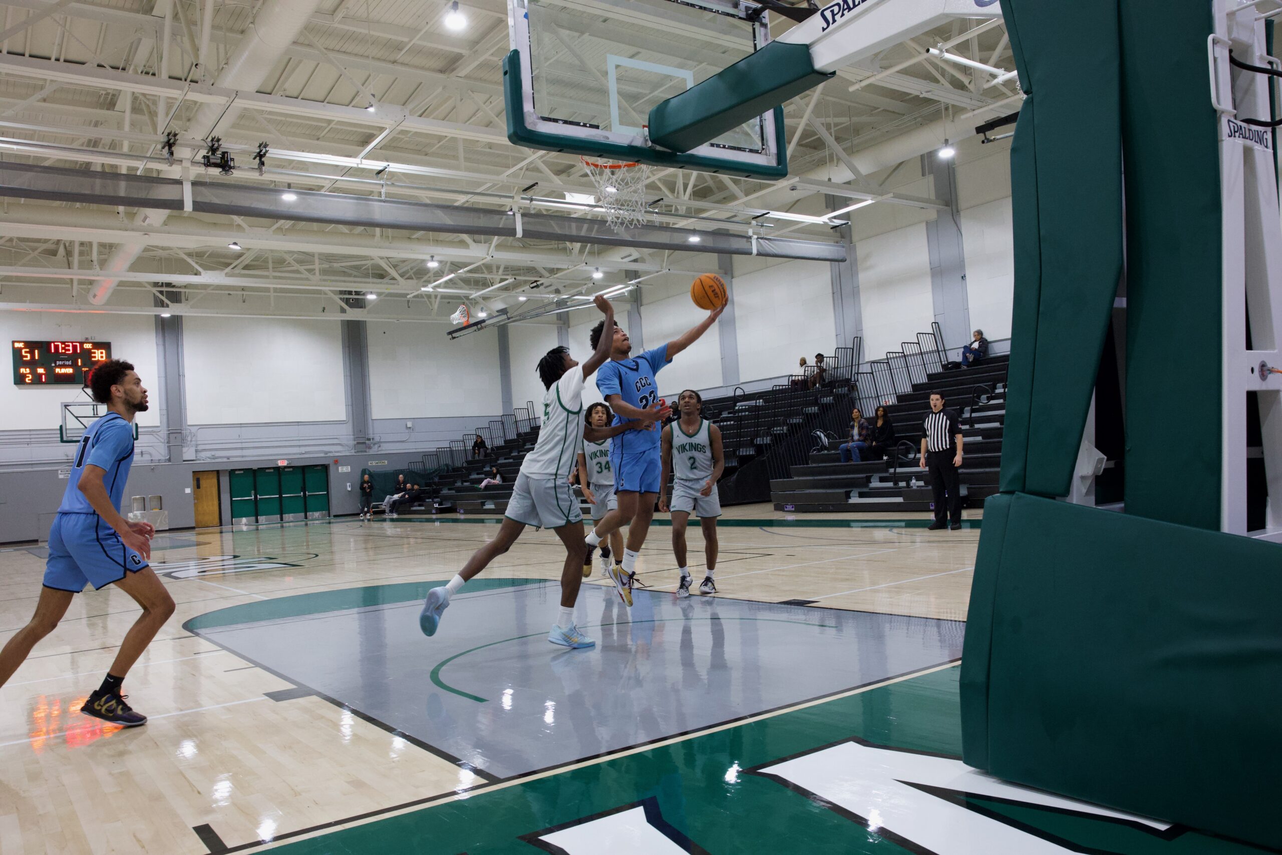 M BASKETBALL 101825 (238)