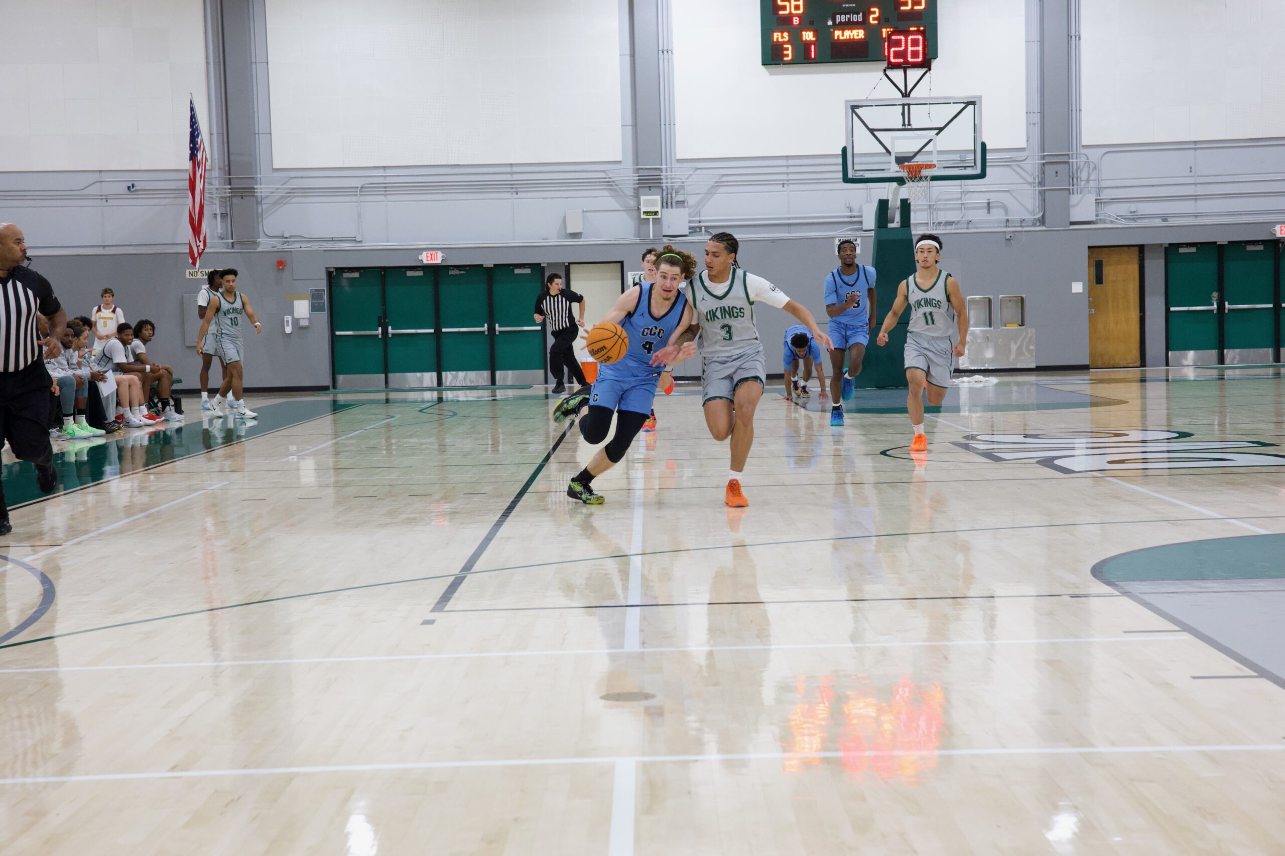 M BASKETBALL 101825 (319)