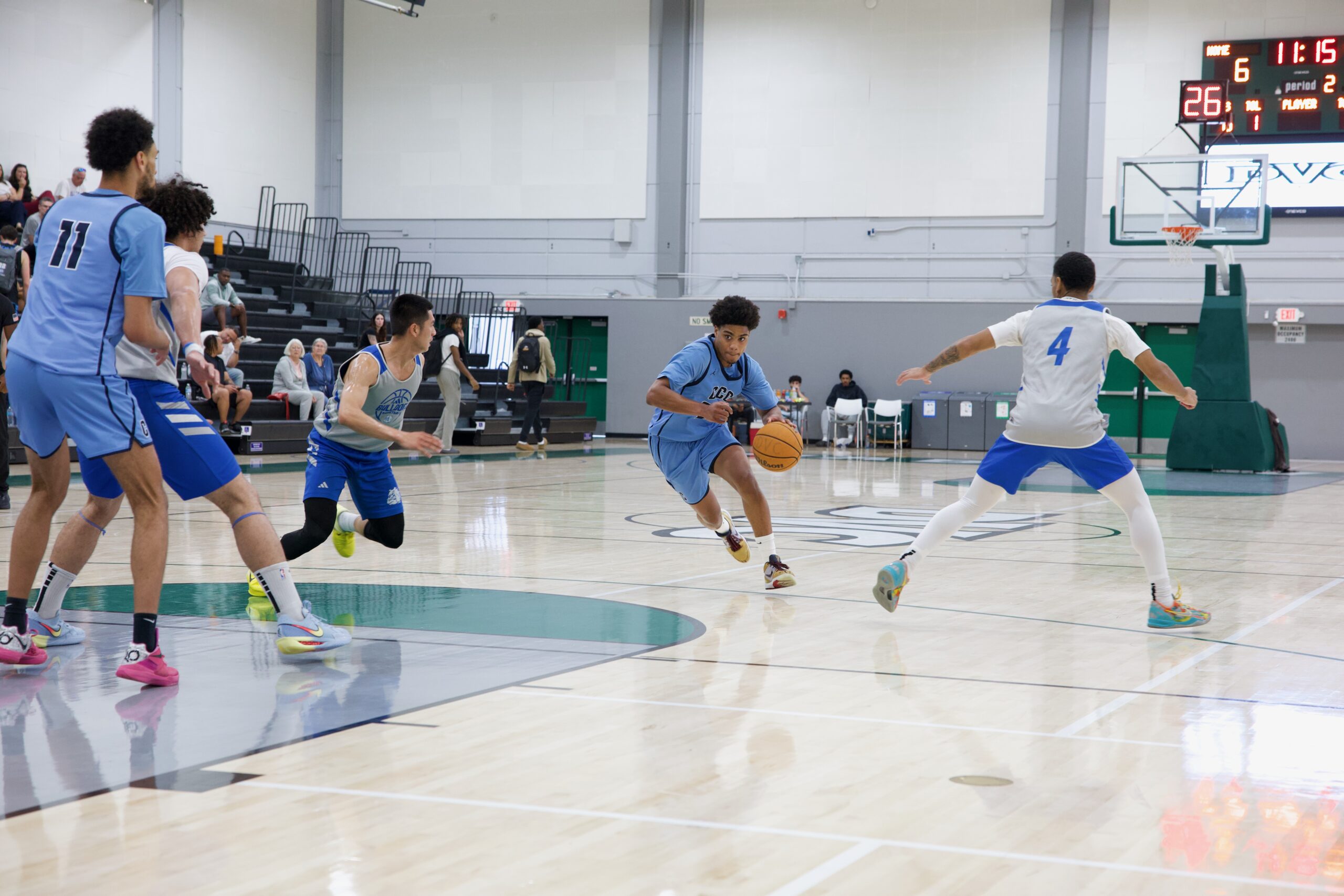 M BASKETBALL 101825 (433)