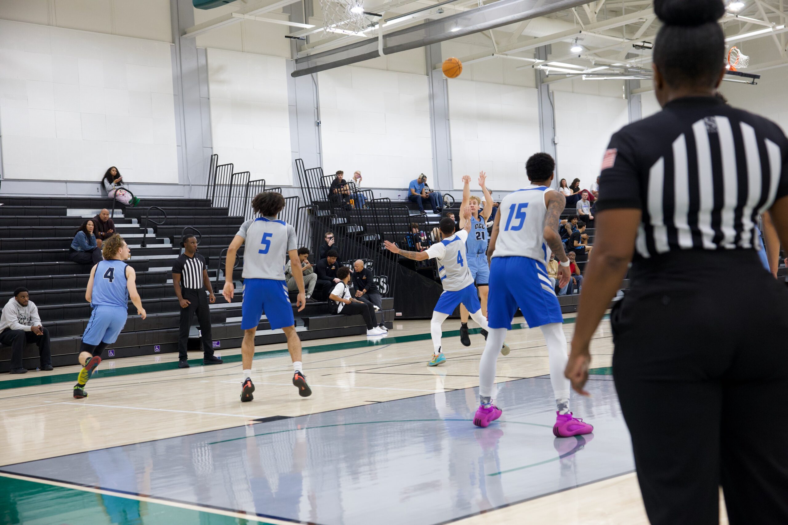 M BASKETBALL 101825 (462)