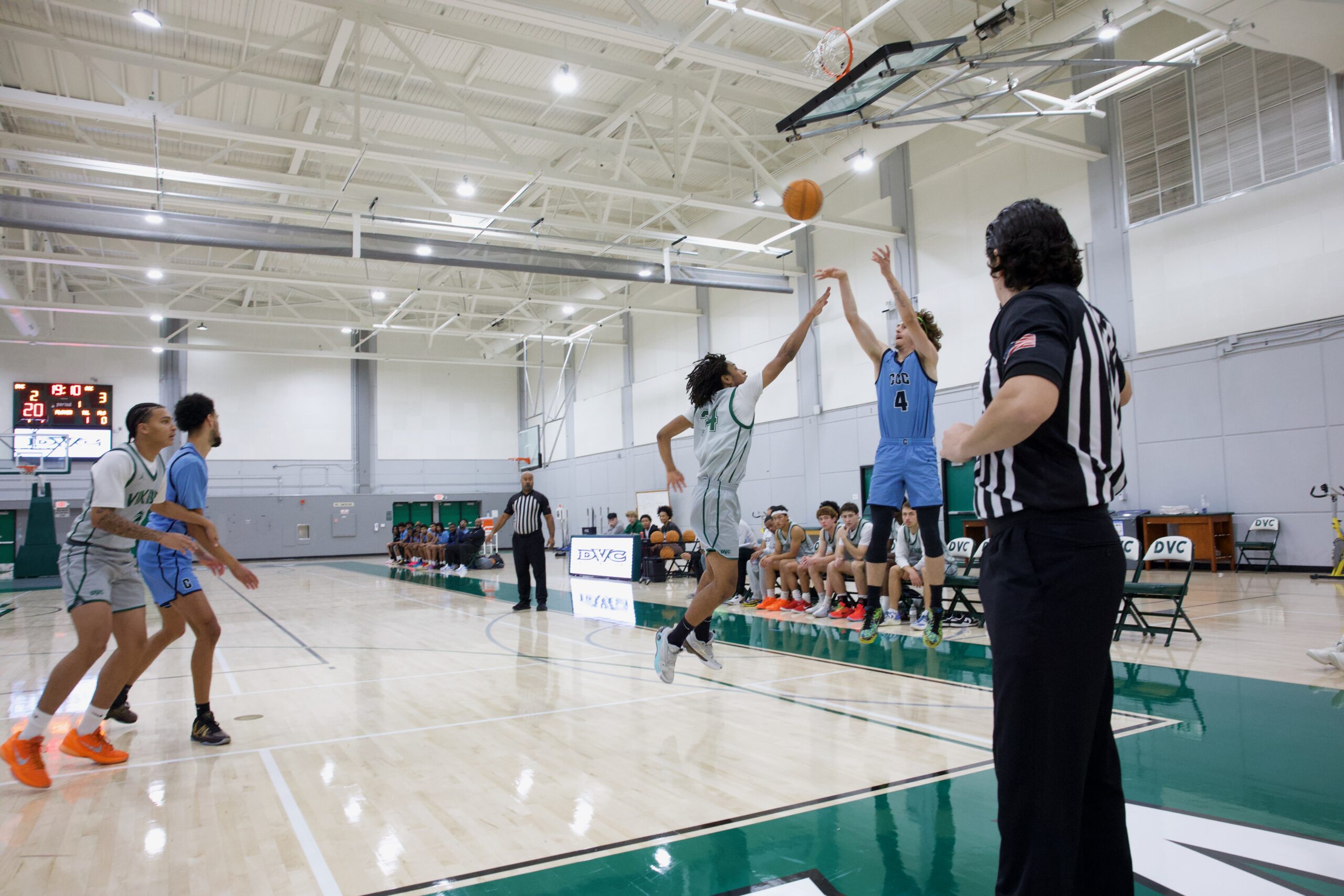 M BASKETBALL 101825 (55)