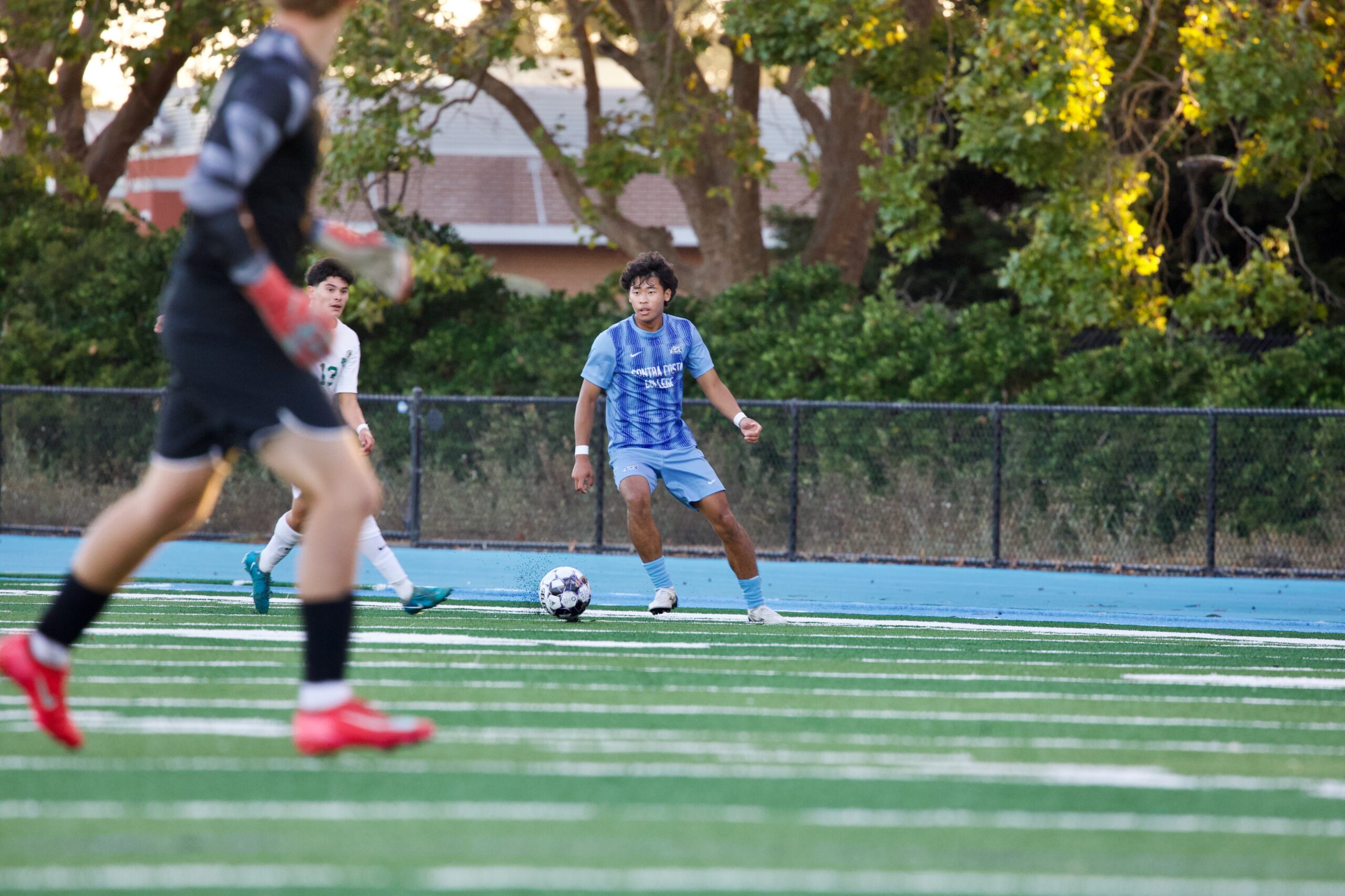 M SOCCER 10325 (227)