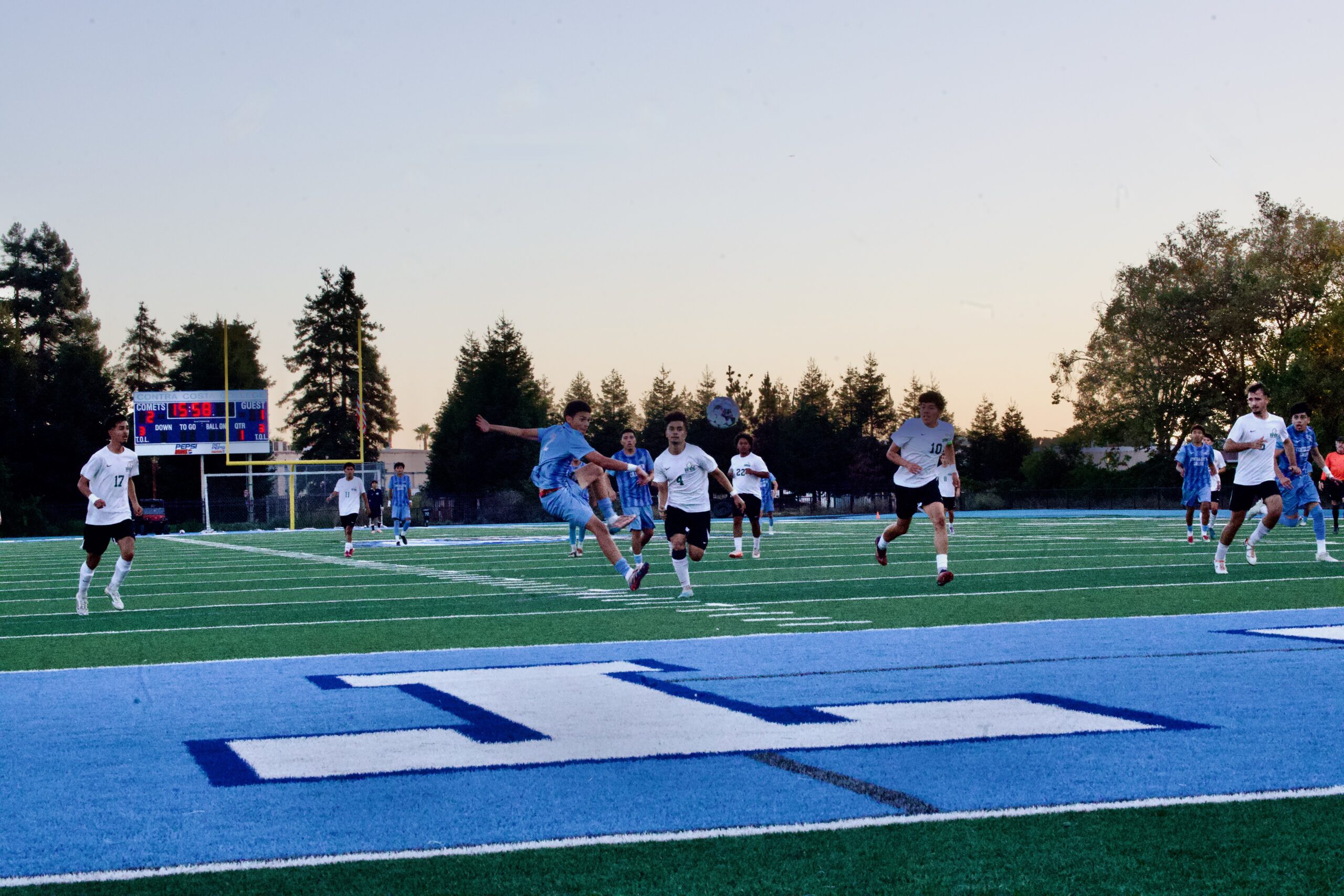 M SOCCER 10325 (466)