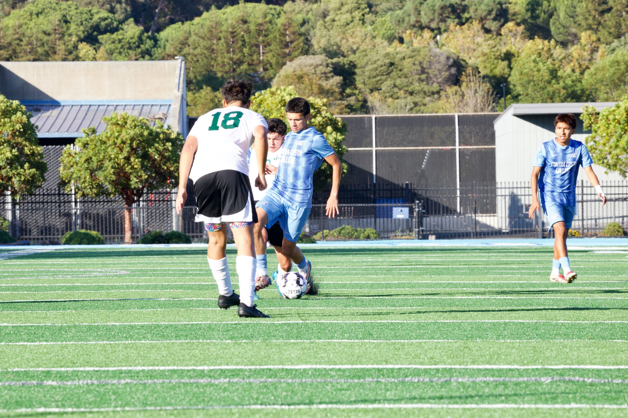 M SOCCER 10325 (695)