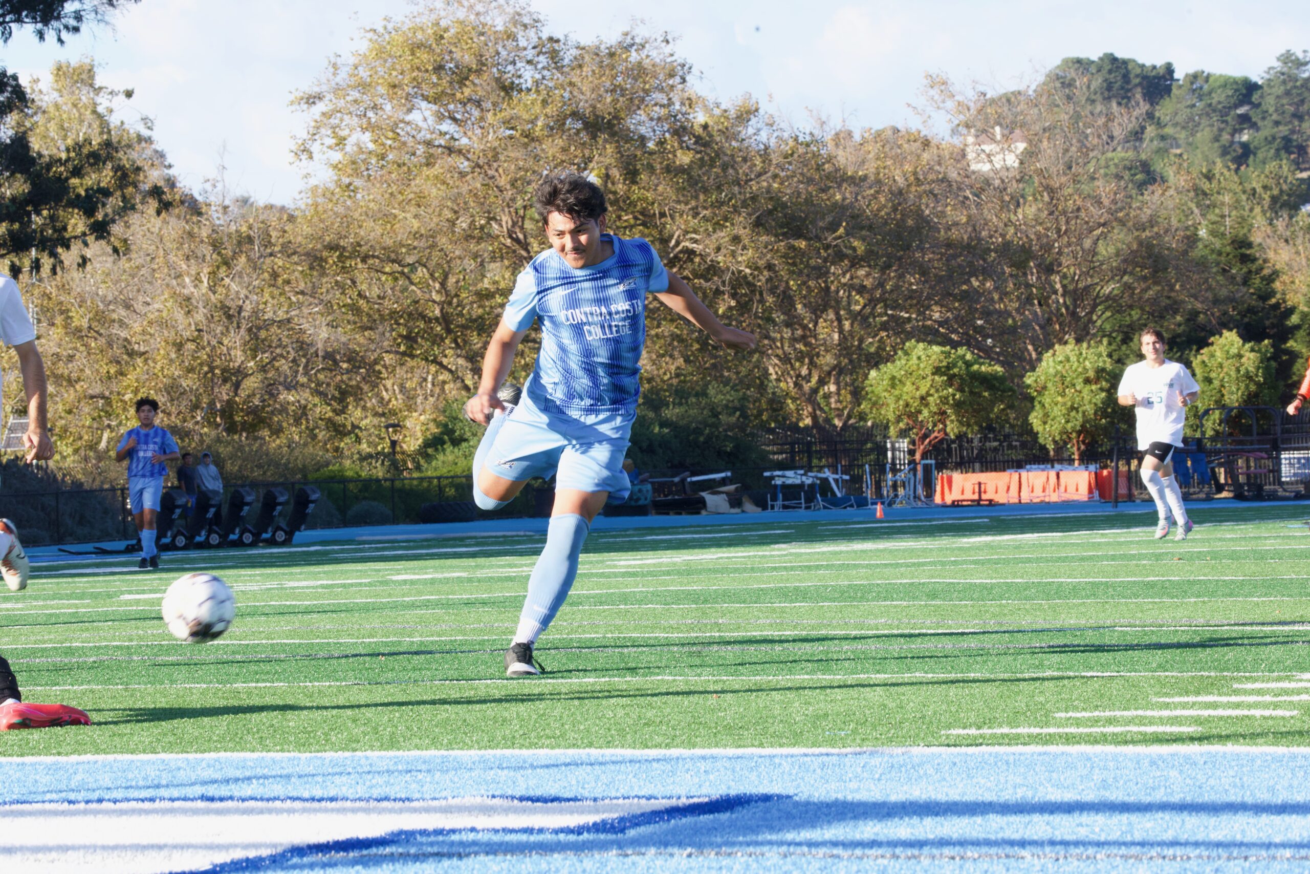 M SOCCER 10325 (730)