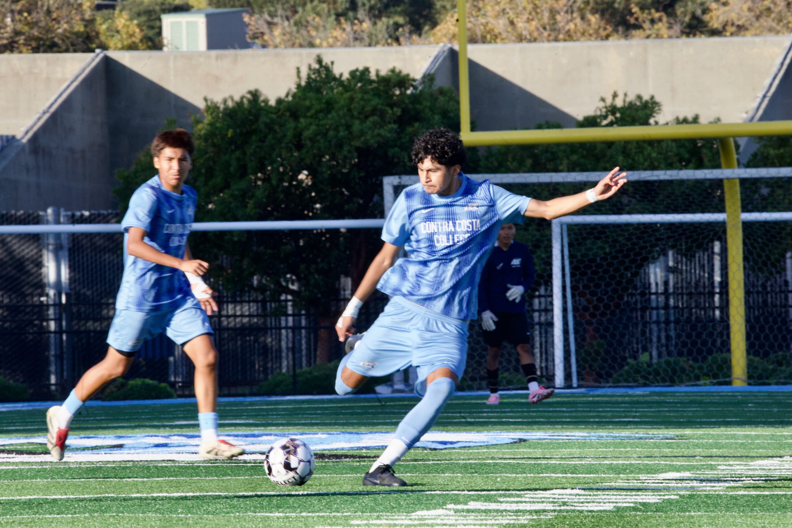 M SOCCER 10325 (770)