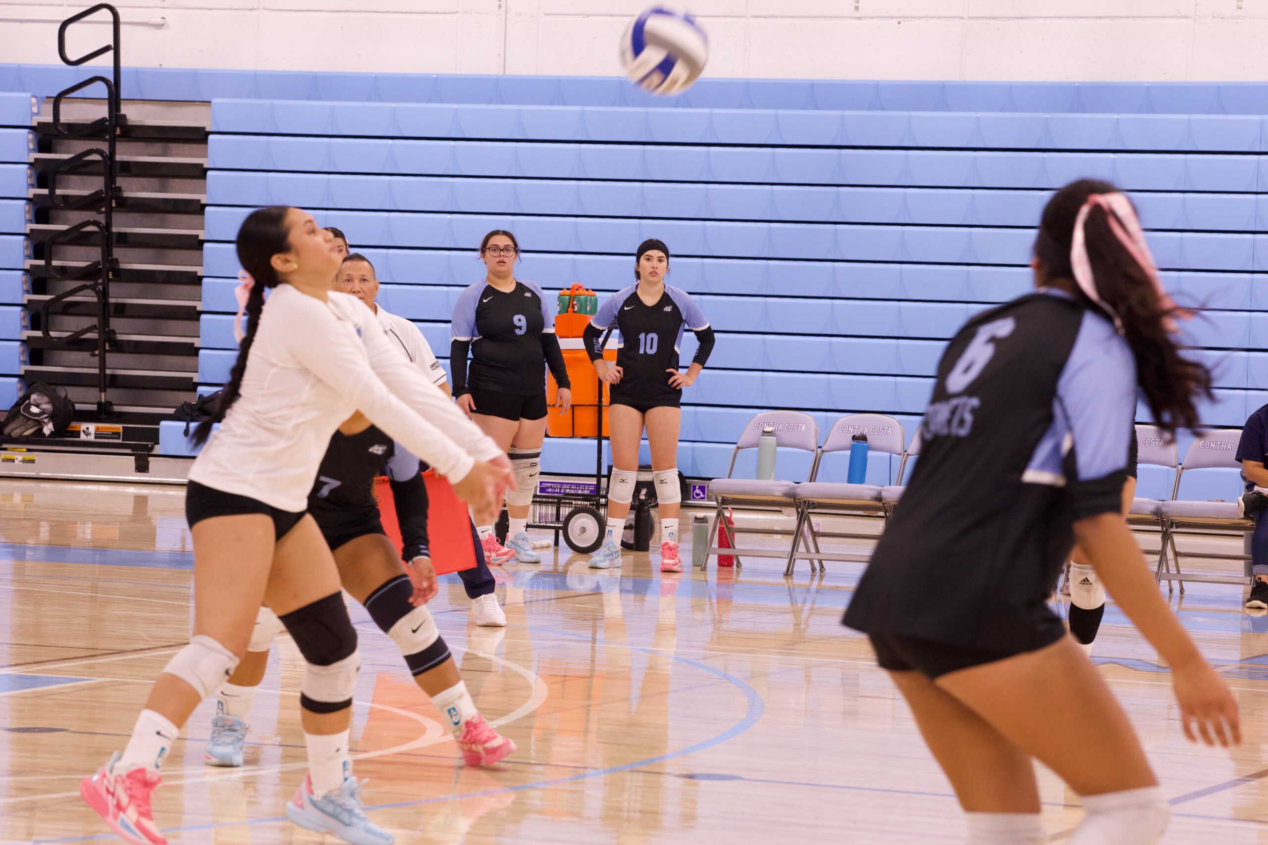 VOLLEYBALL 10125 (367)