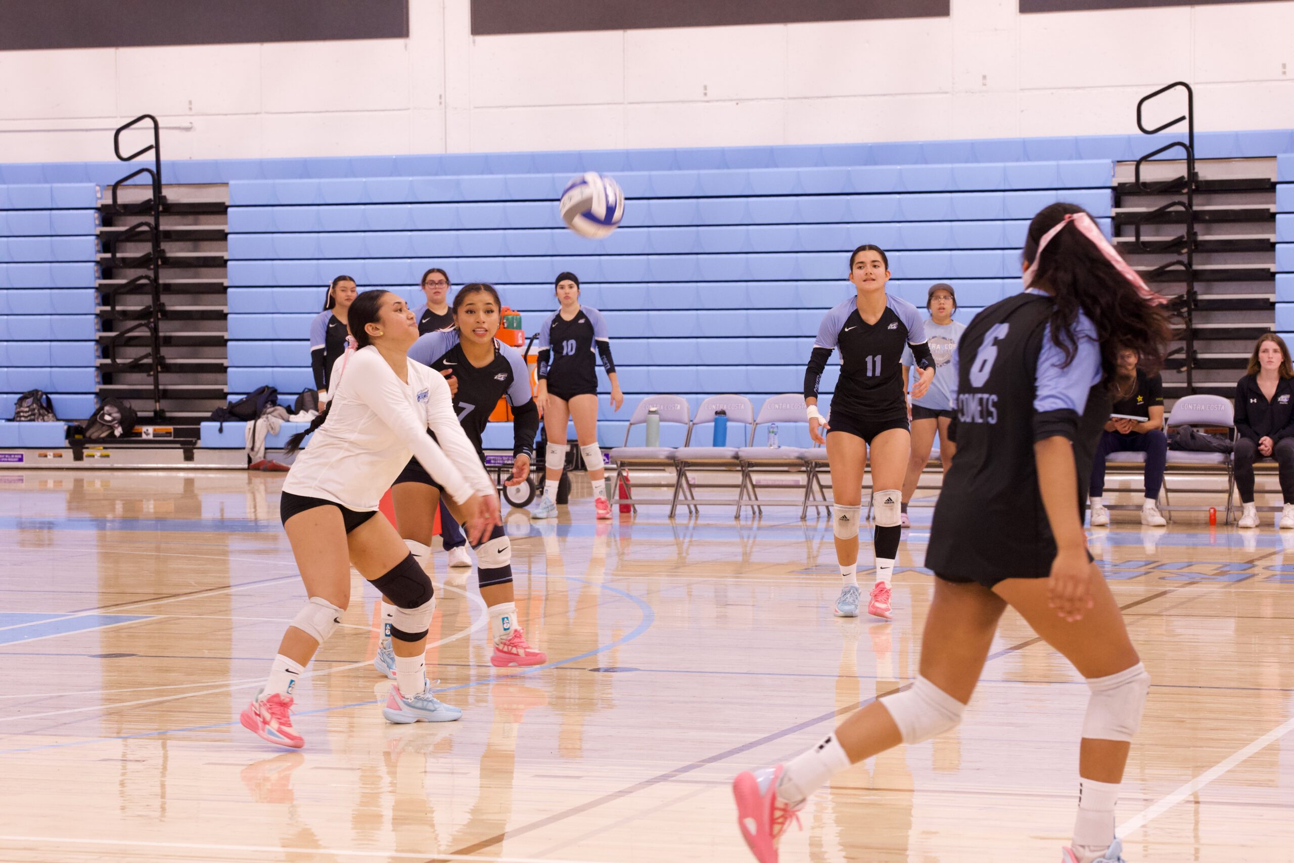 VOLLEYBALL 10125 (376)