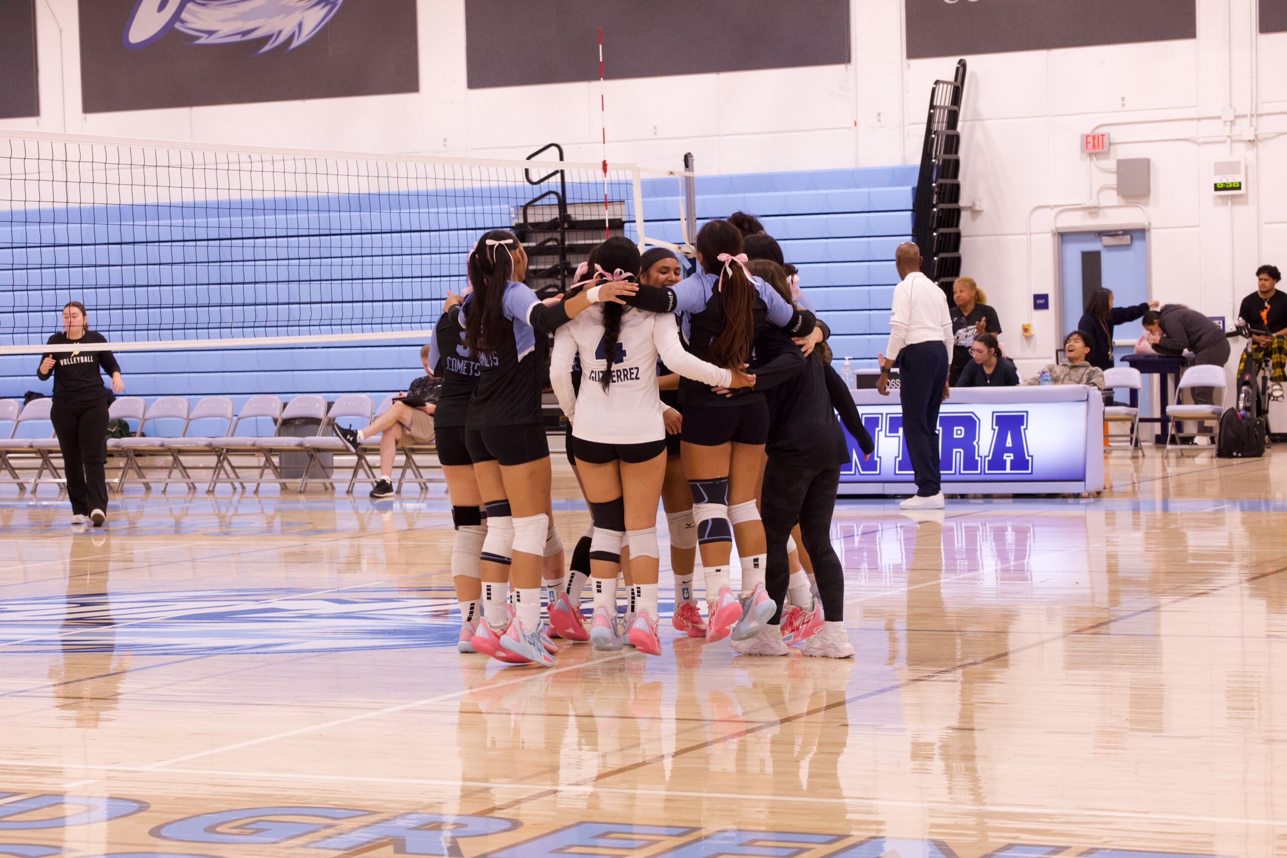 VOLLEYBALL 10125 (533)