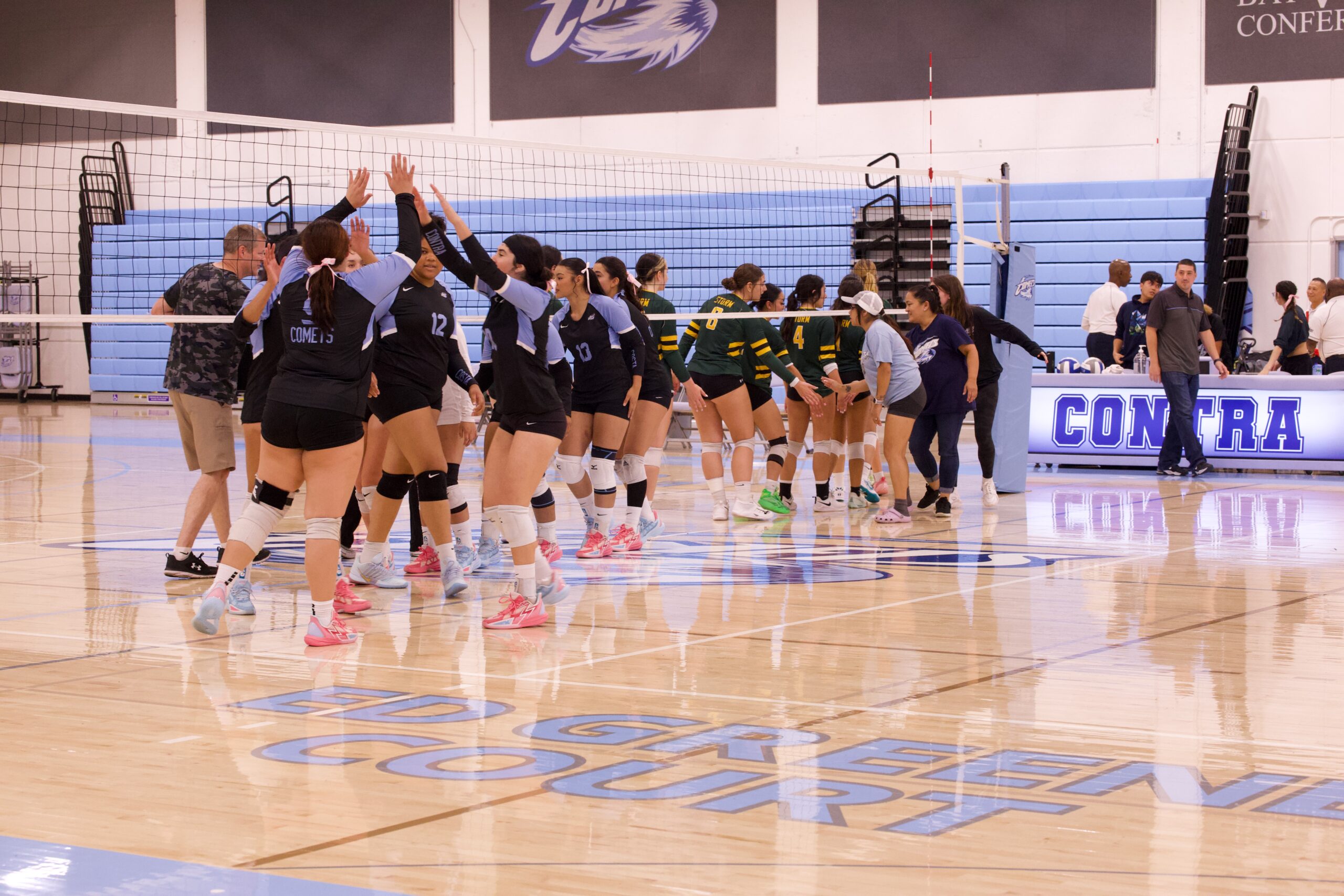 VOLLEYBALL 10125 (538)