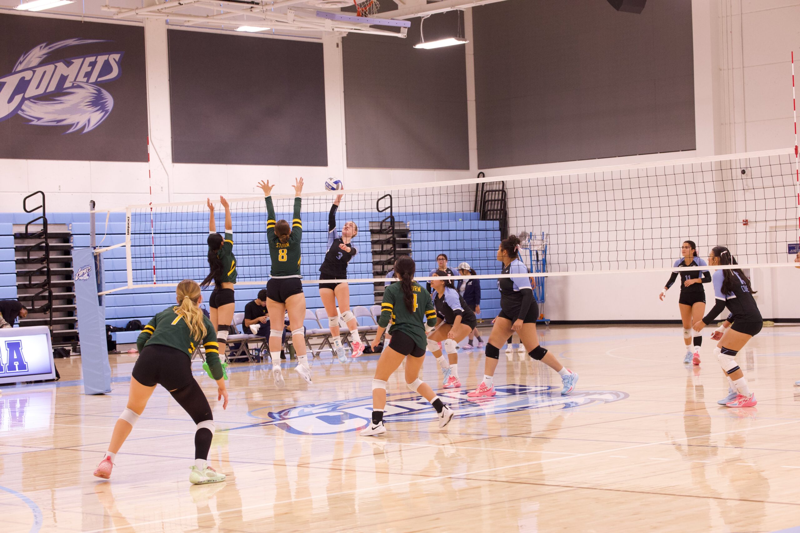 VOLLEYBALL 10125 (77)