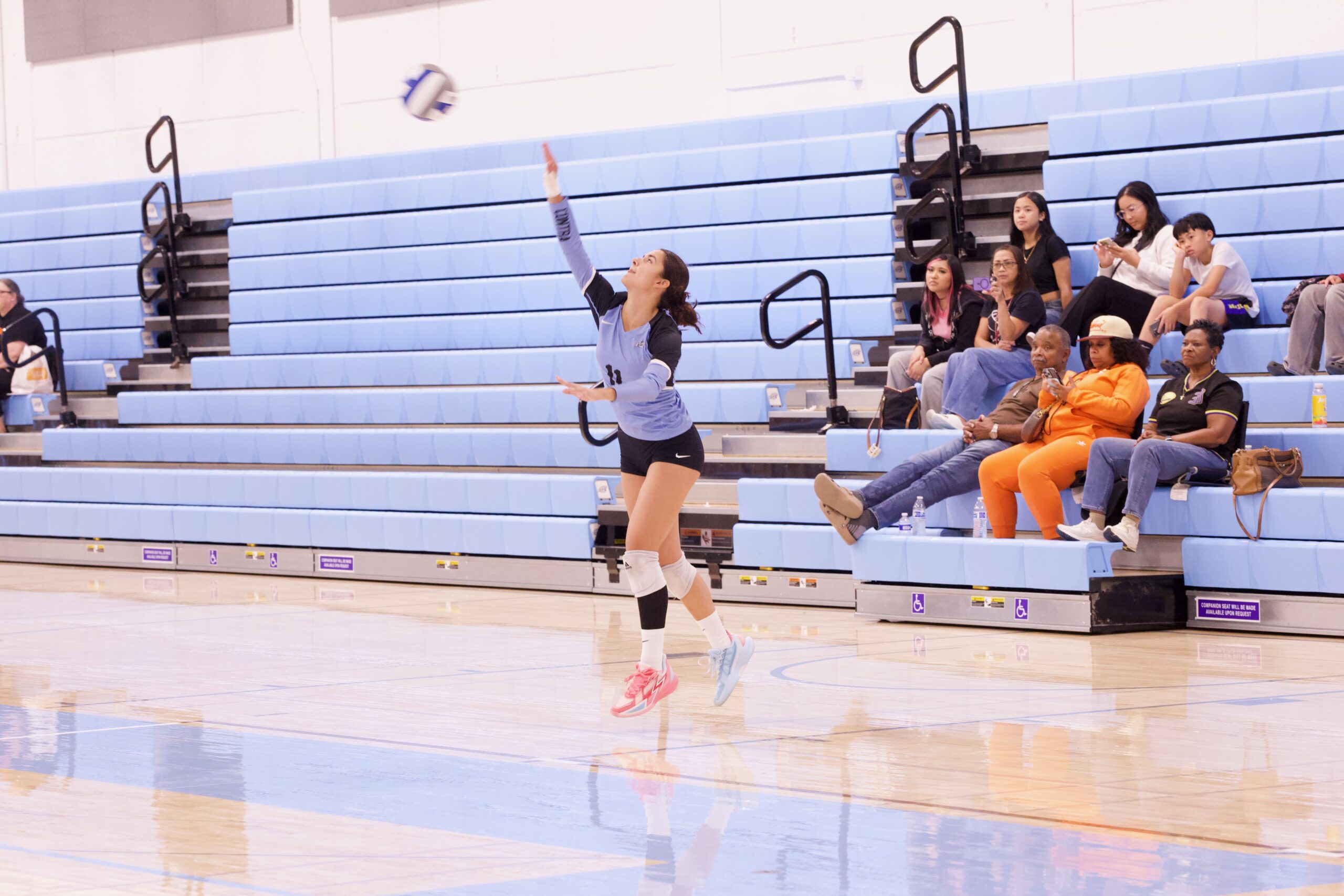 VOLLEYBALL 92625 (131)