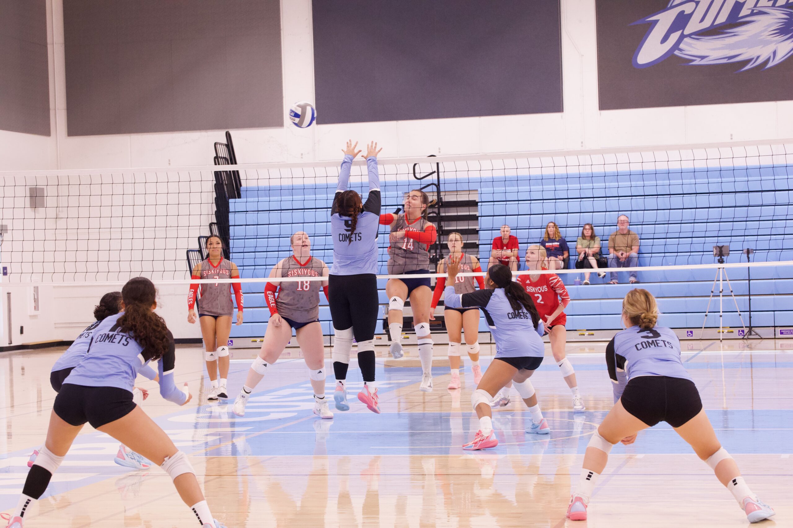 VOLLEYBALL 92625 (175)