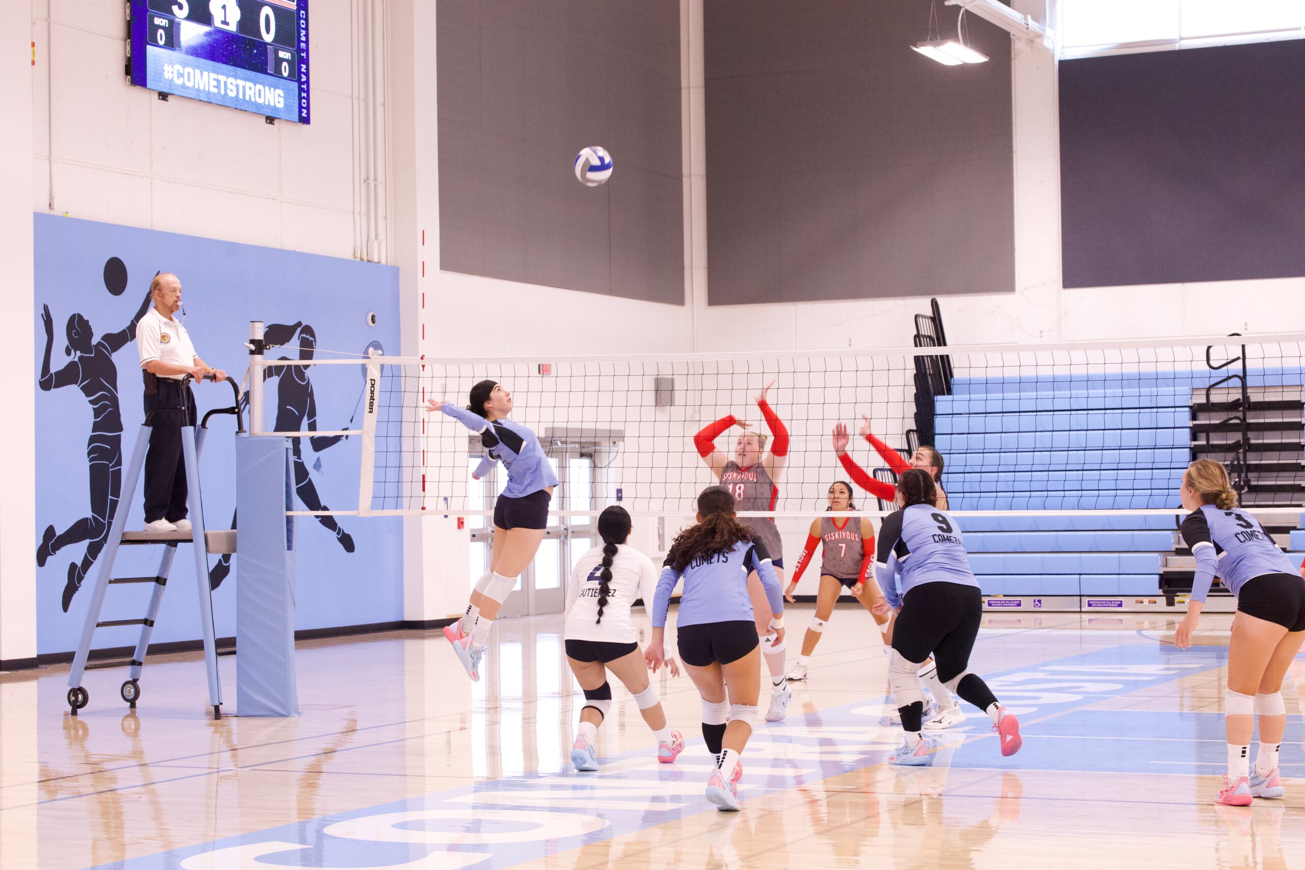 VOLLEYBALL 92625 (180)