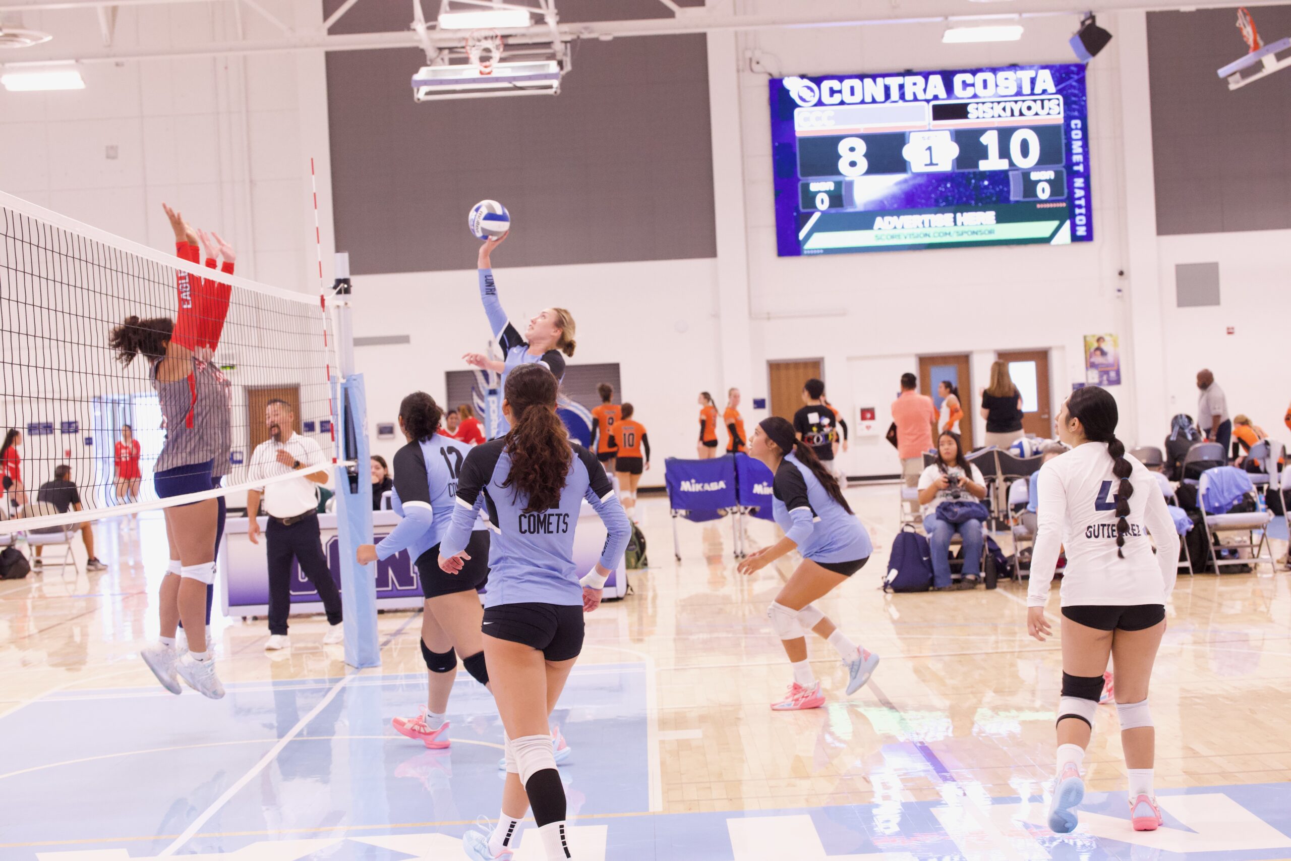 VOLLEYBALL 92625 (212)