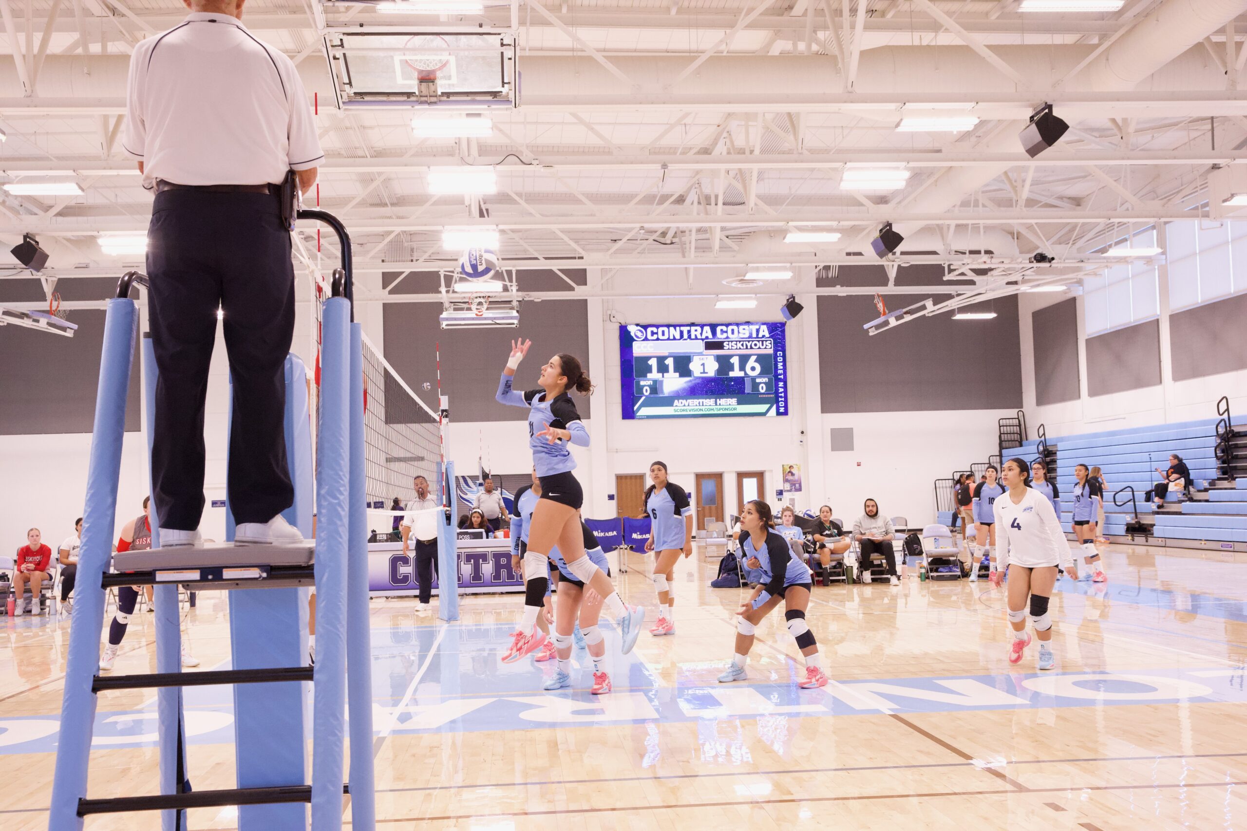 VOLLEYBALL 92625 (363)