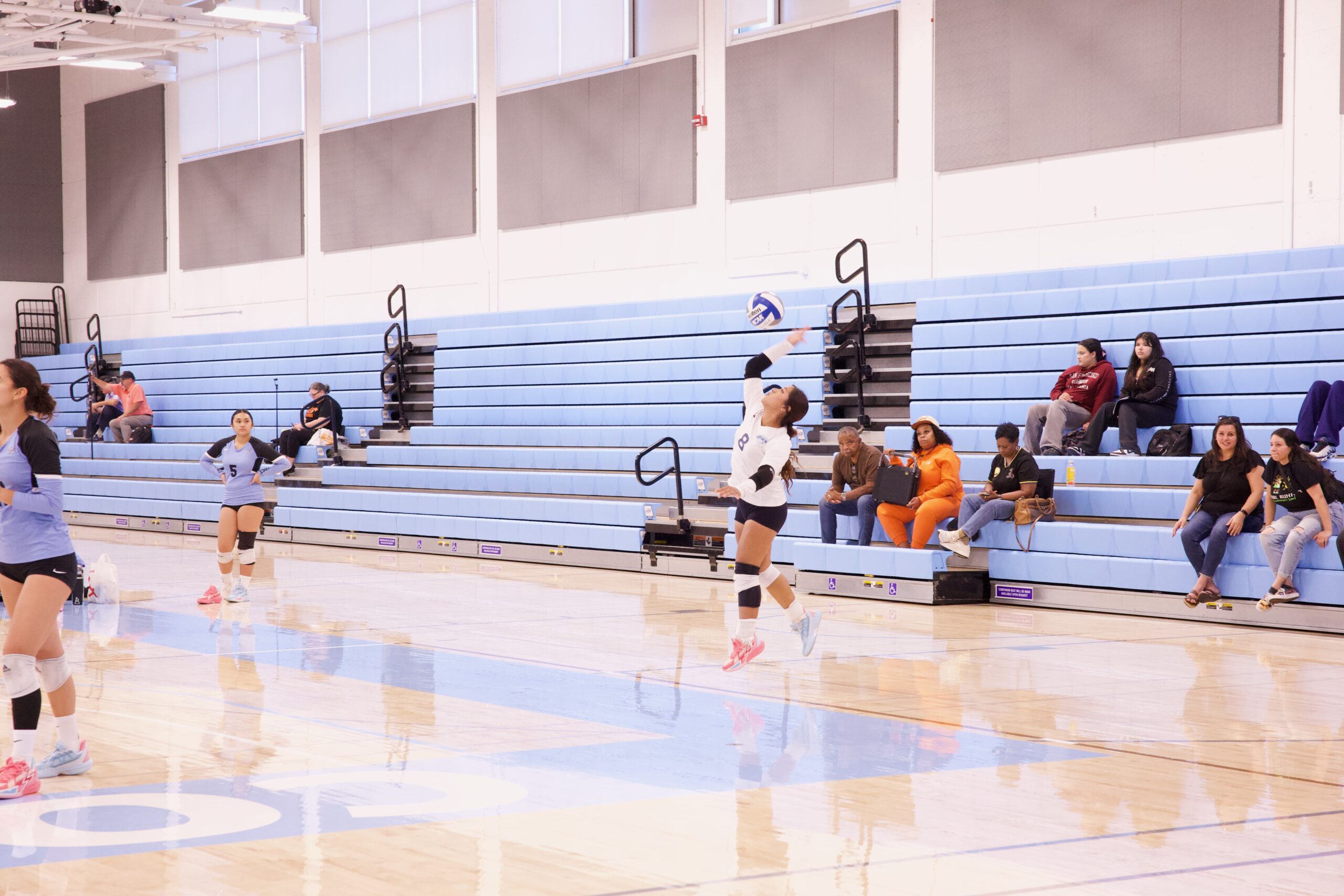 VOLLEYBALL 92625 (381)