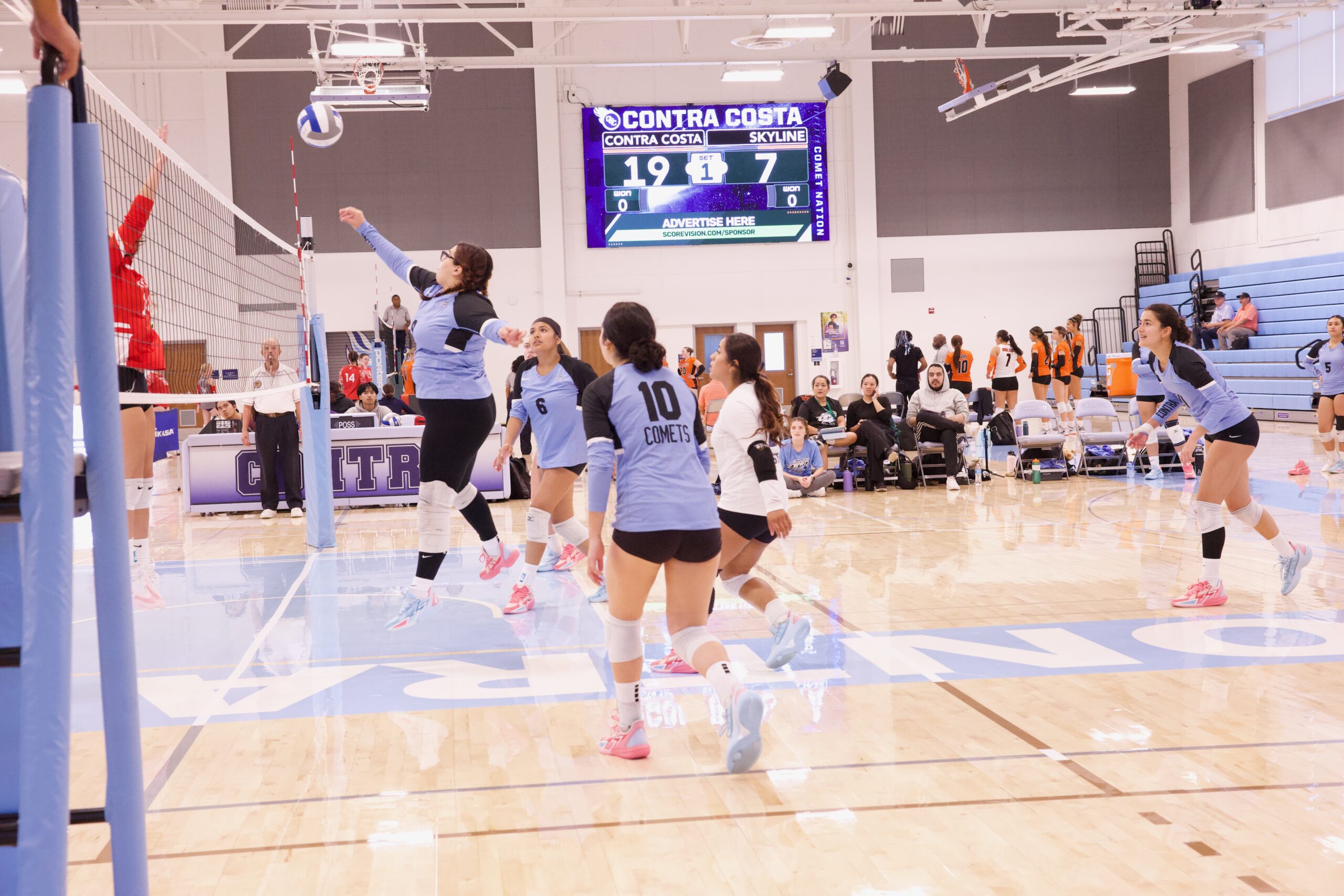 VOLLEYBALL 92625 (394)