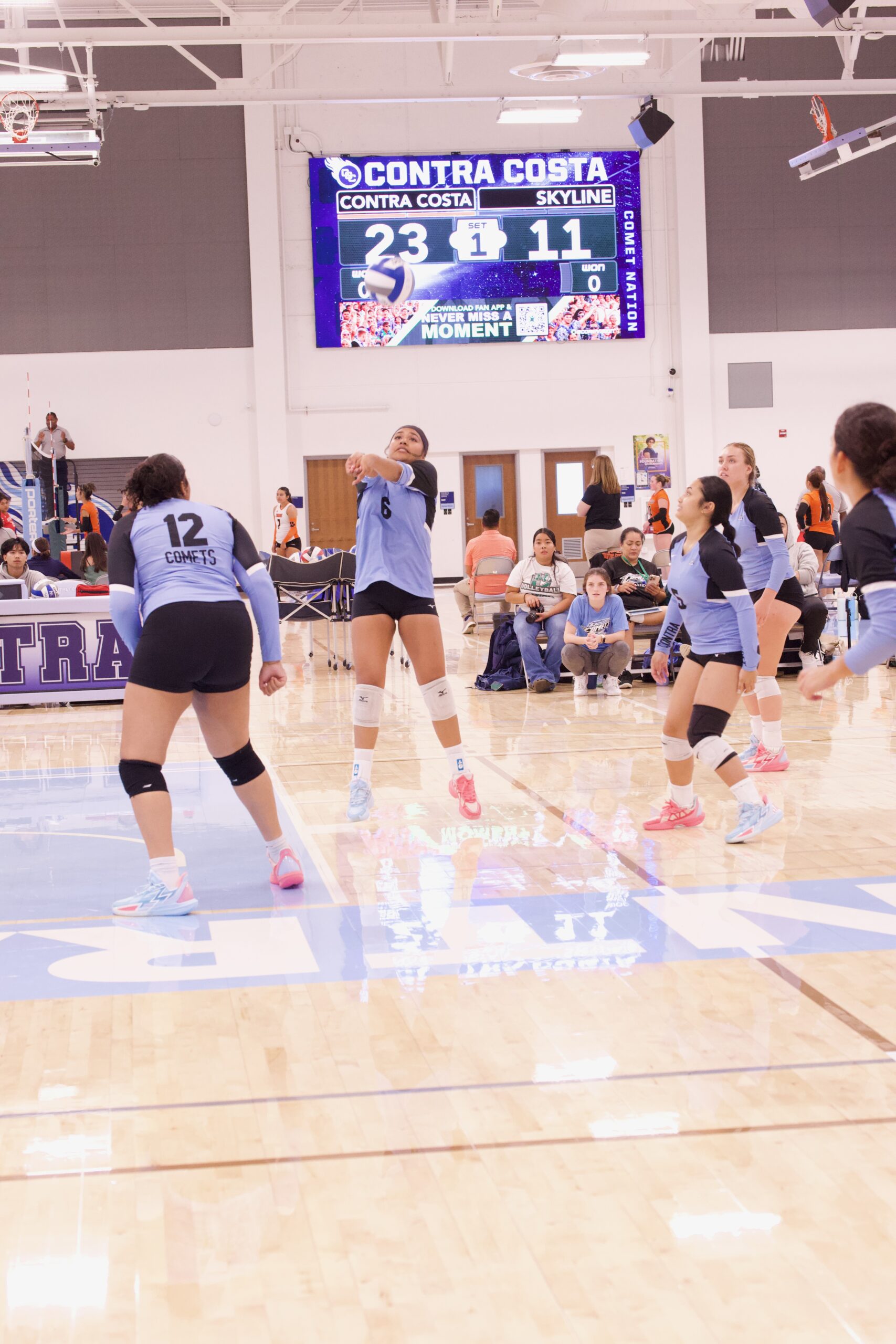 VOLLEYBALL 92625 (412)