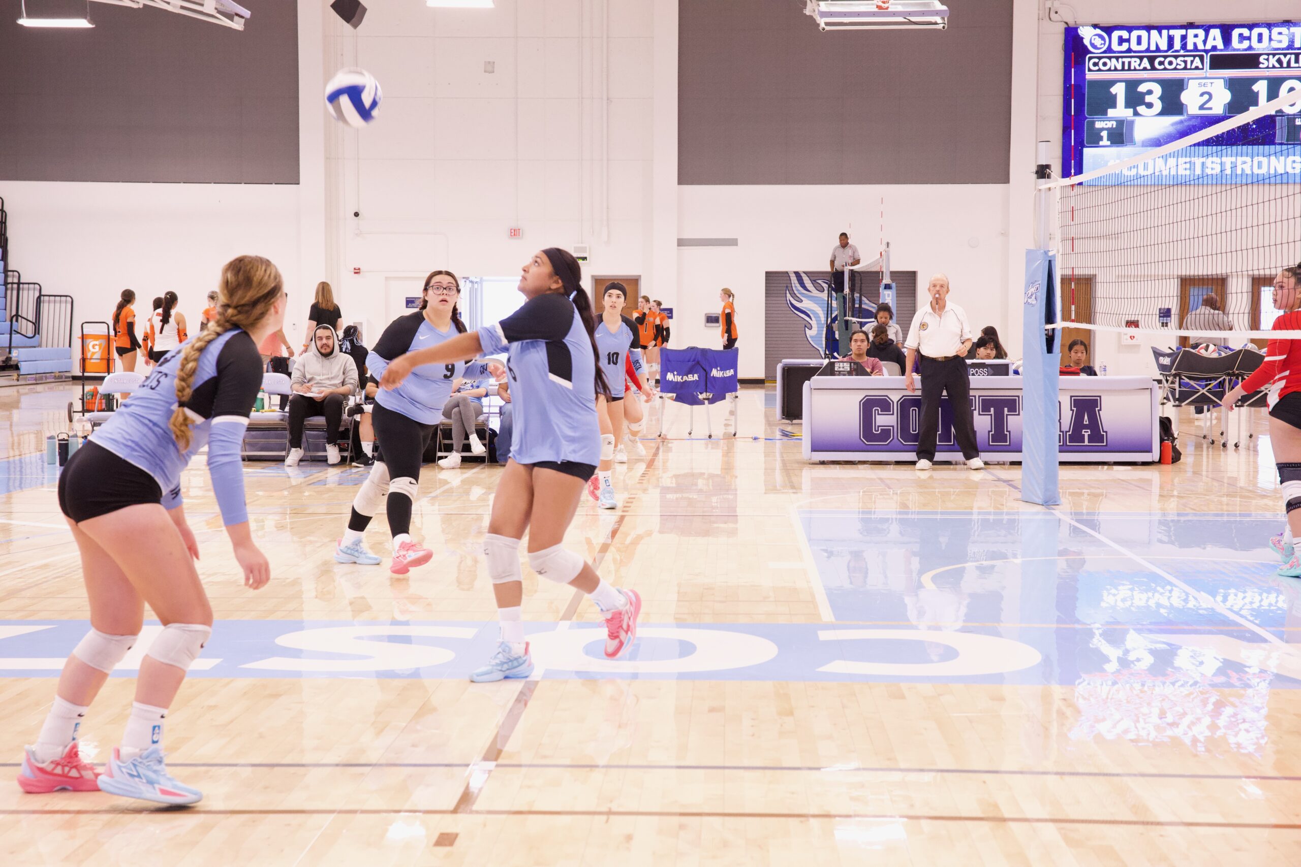 VOLLEYBALL 92625 (49)