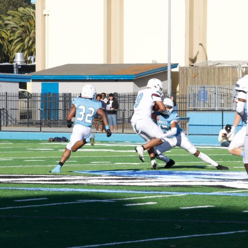 52125 (120) Football