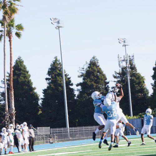 52125 (296) Football