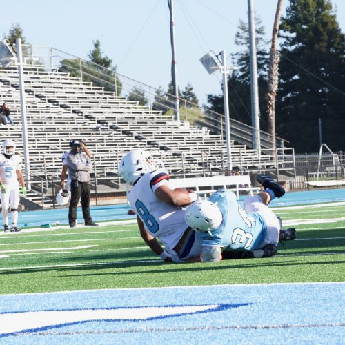 52125 (372) Football