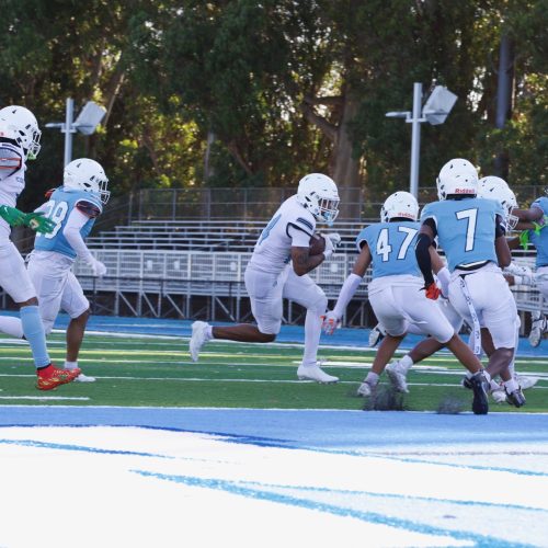 52125 (387) Football