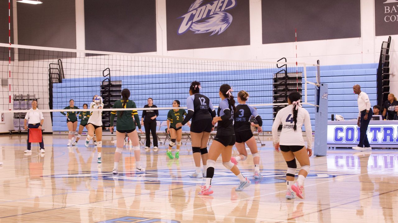 VOLLEYBALL 10125 (477)