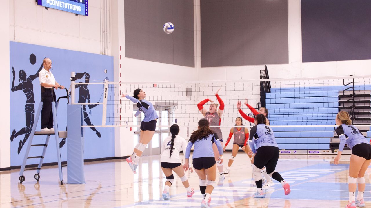 VOLLEYBALL 92625 (180)