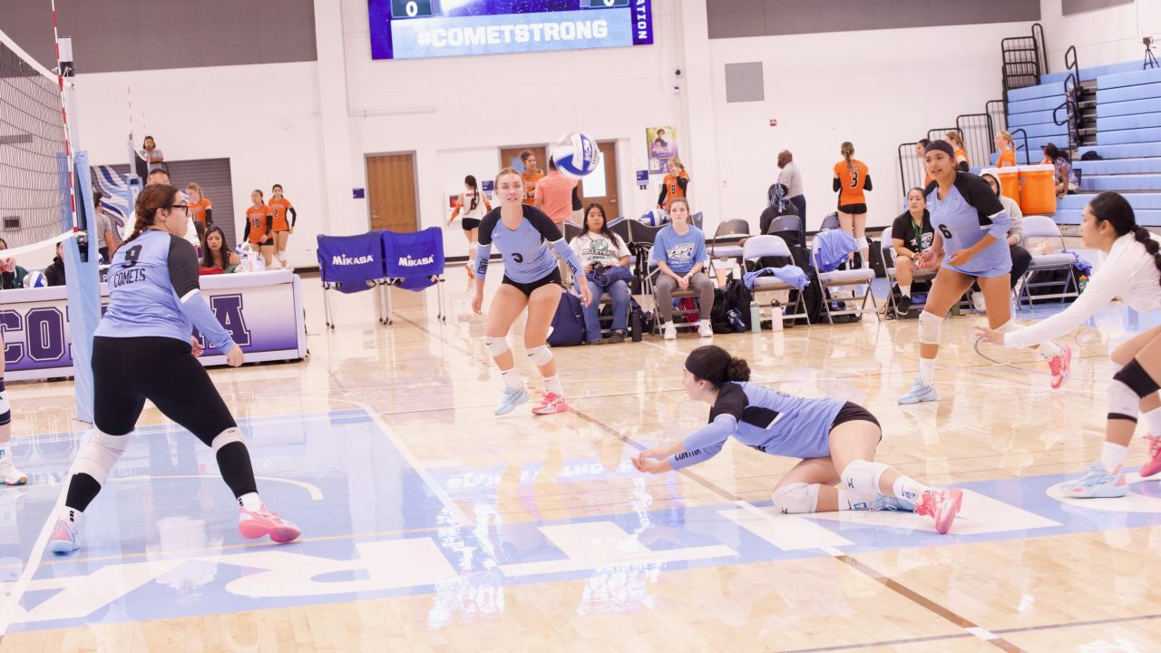 VOLLEYBALL 92625 (221)