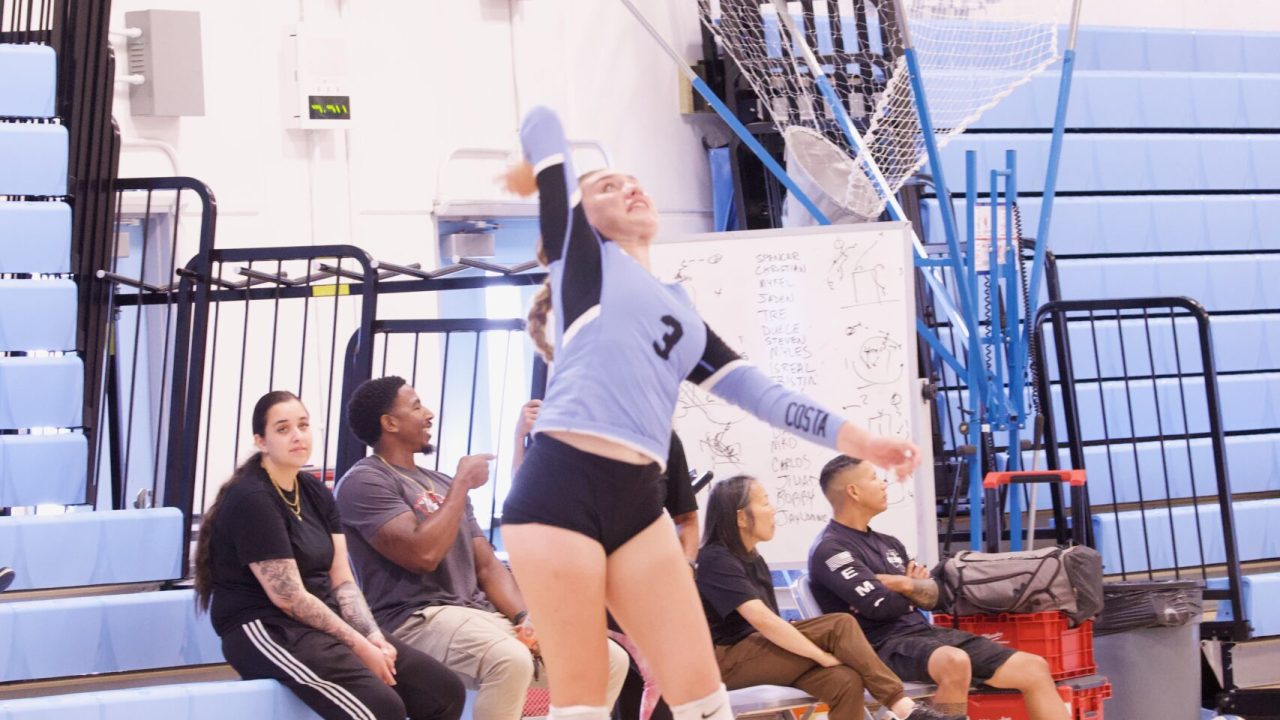 VOLLEYBALL 92625 (87)