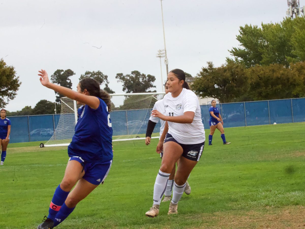 W SOCCER 93025 (503)