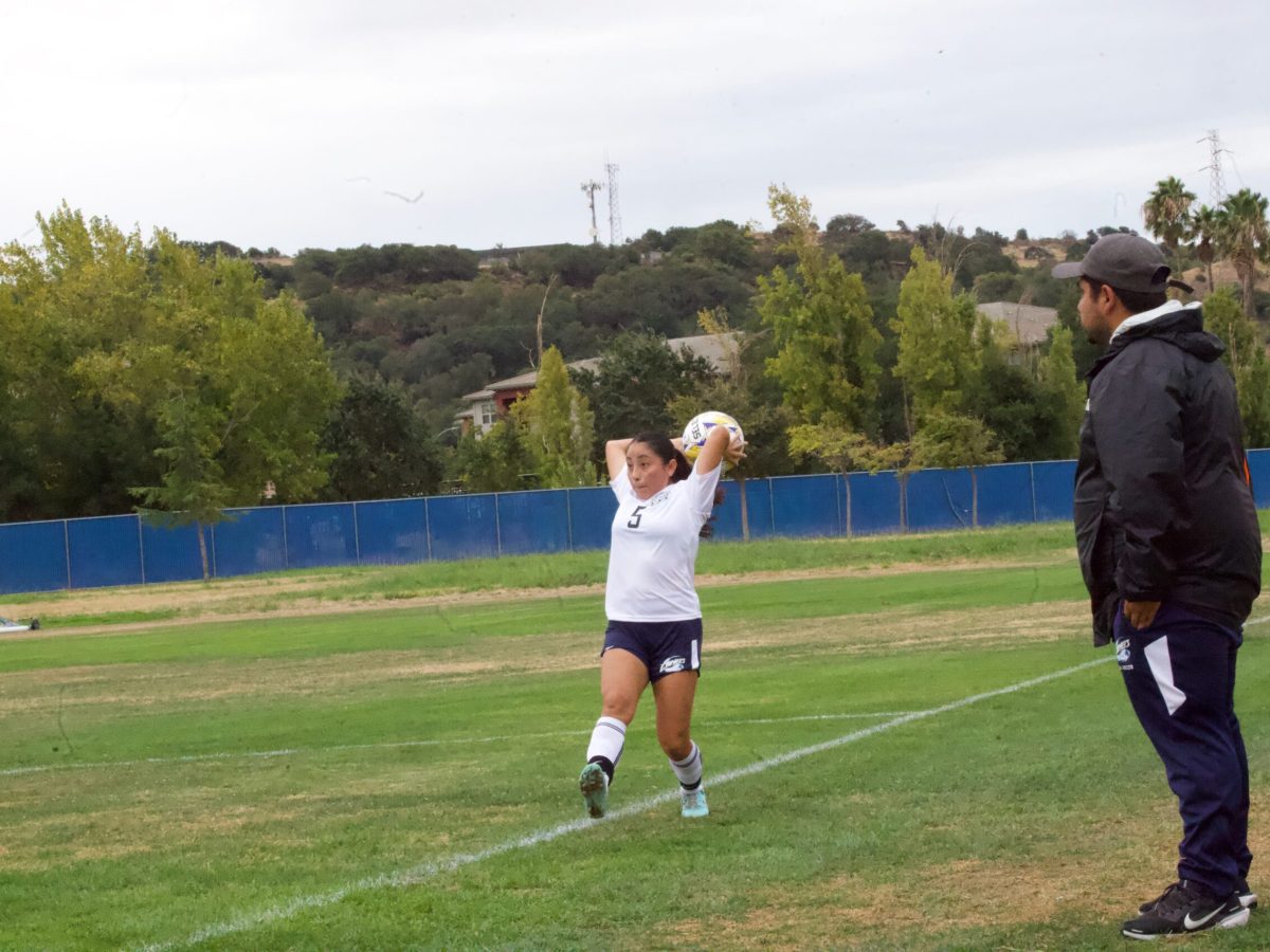 W SOCCER 93025 (571)