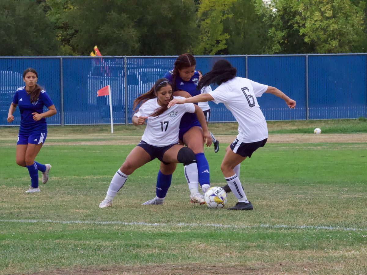 W SOCCER 93025 (648)