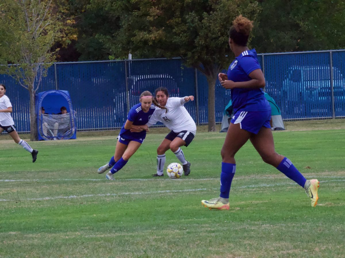 W SOCCER 93025 (673)