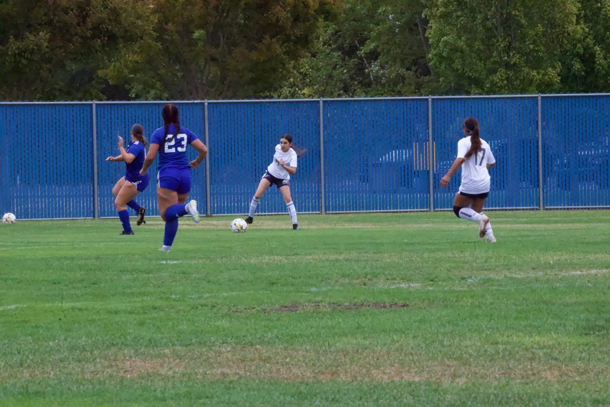 W SOCCER 93025 (679)