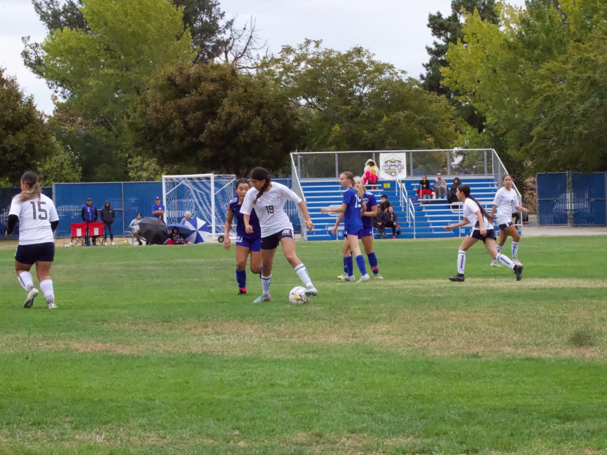 W SOCCER 93025 (694)