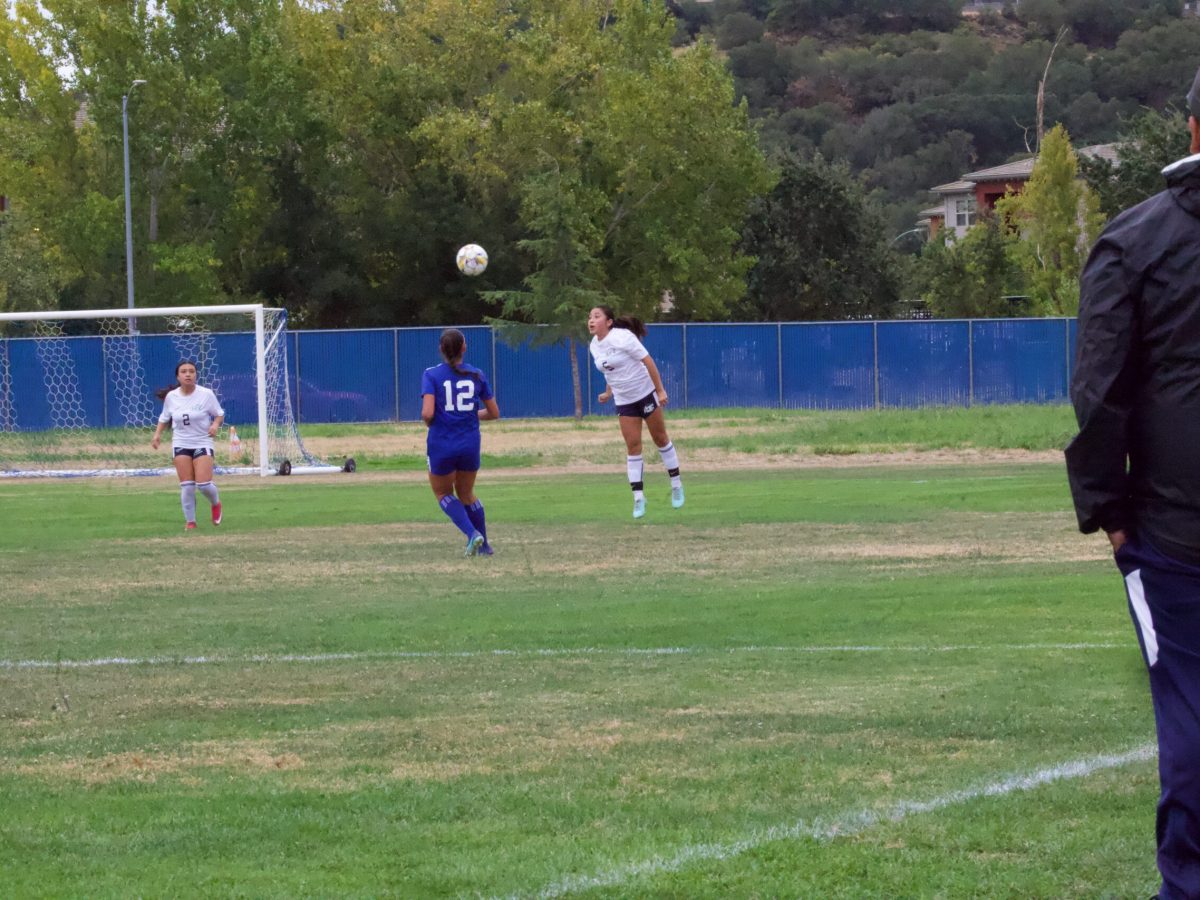 W SOCCER 93025 (706)