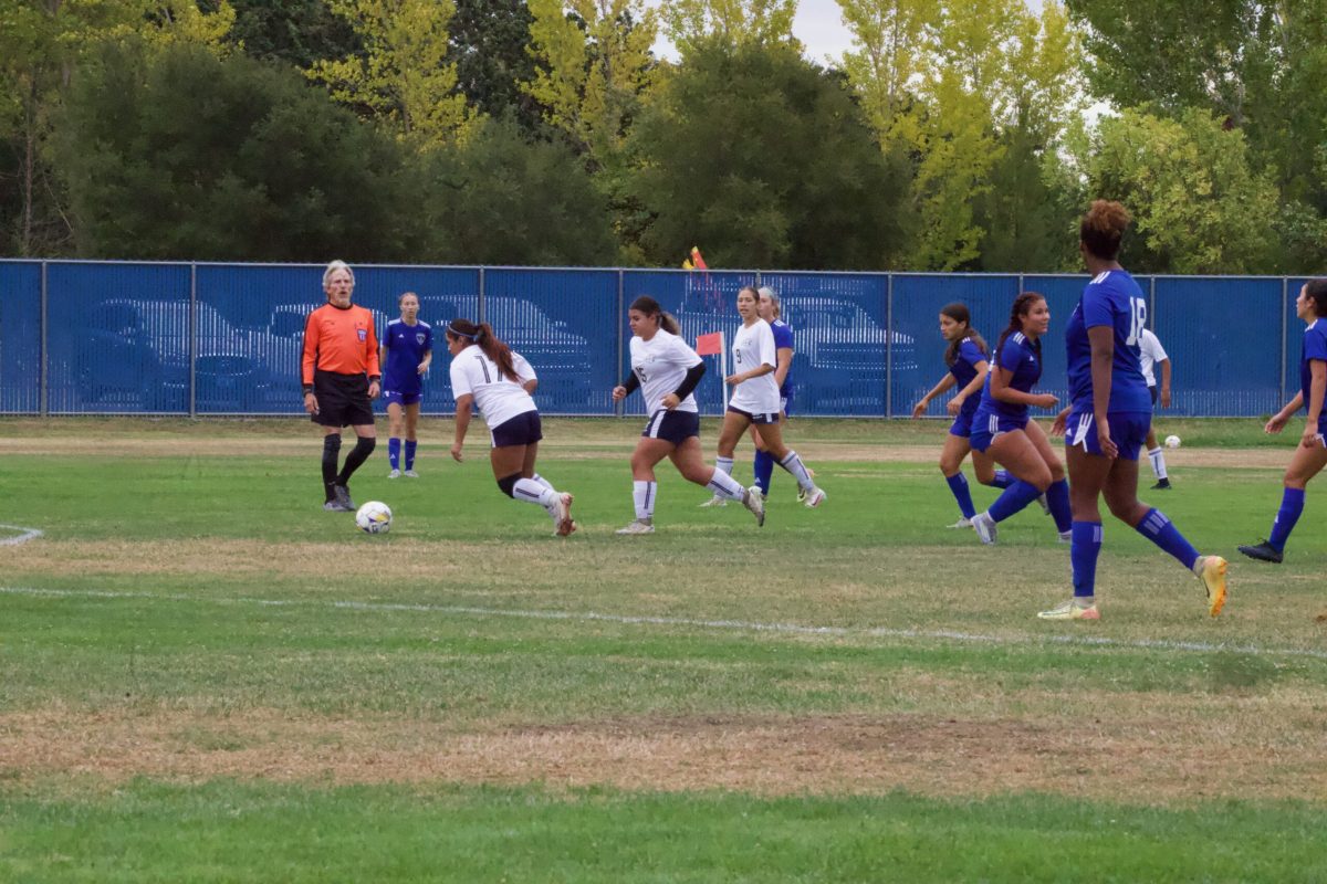 W SOCCER 93025 (718)