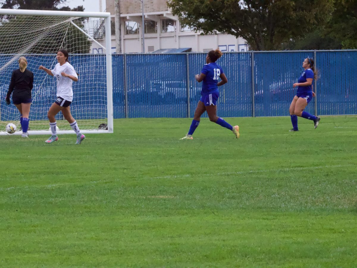 W SOCCER 93025 (751)