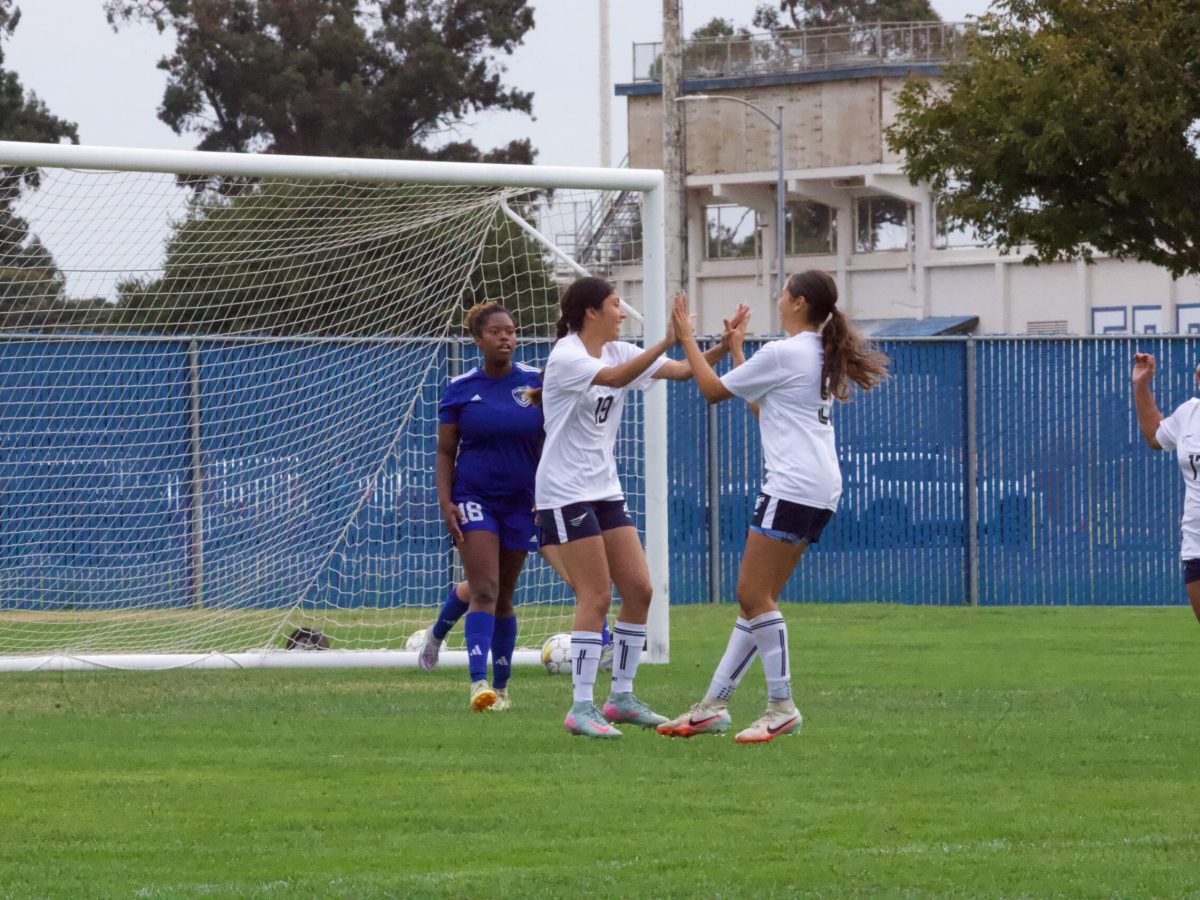 W SOCCER 93025 (755)