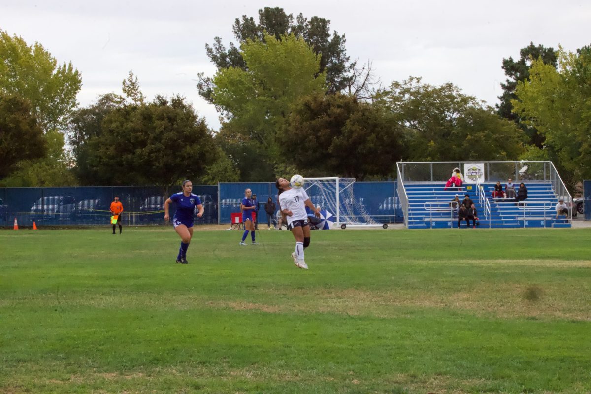 W SOCCER 93025 (798)